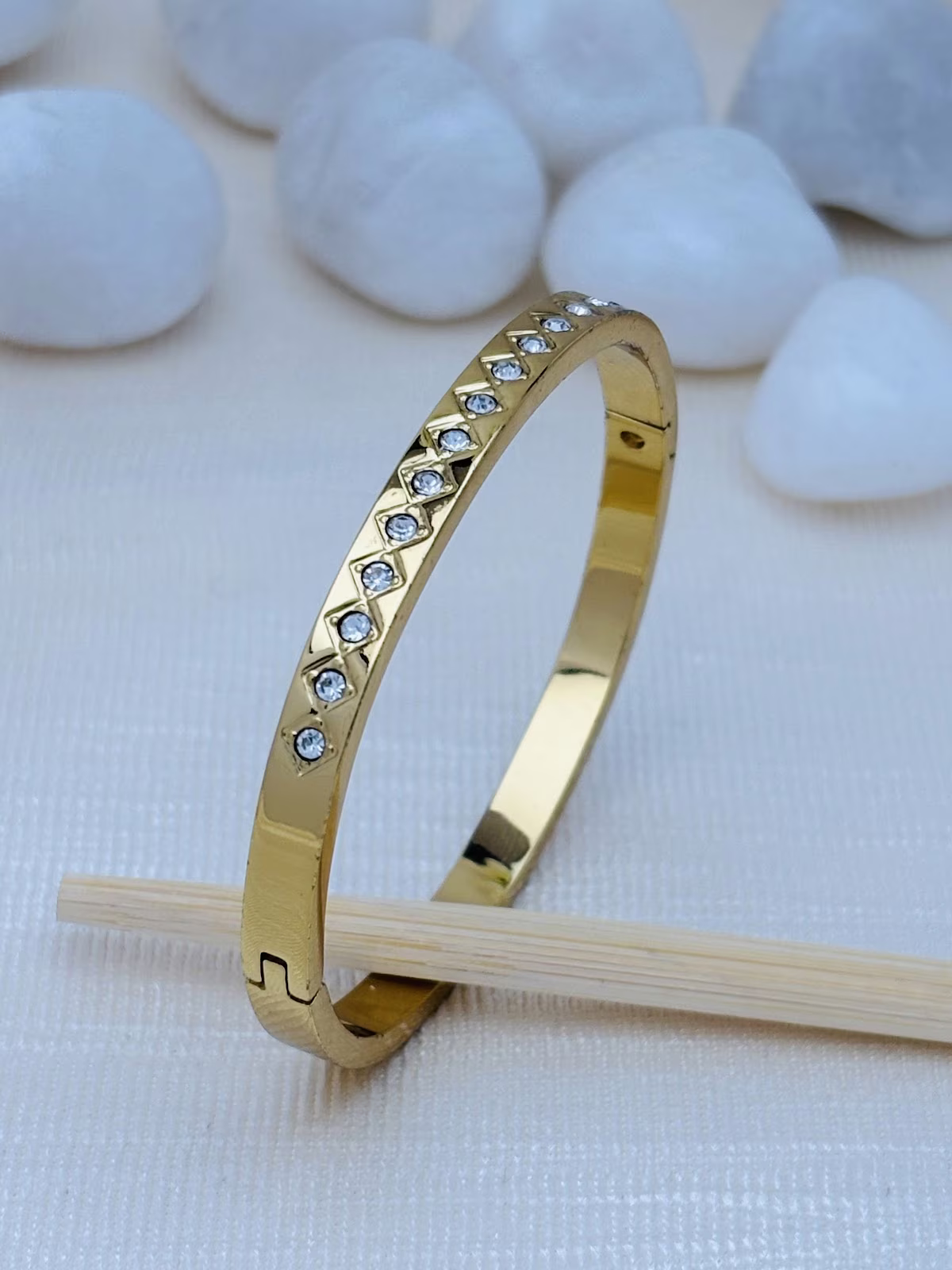 Diamond Crest Kada