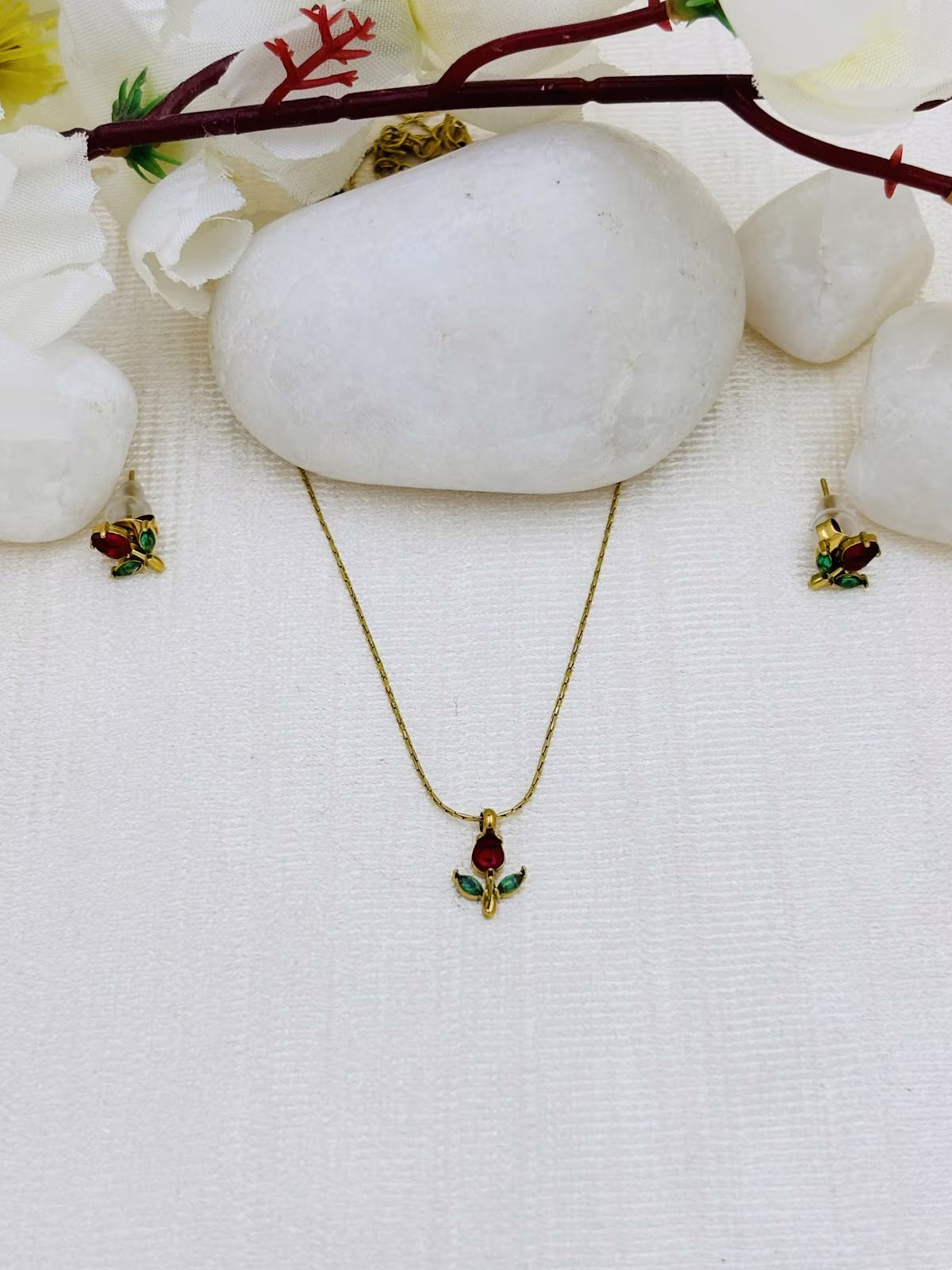 Tulip Pendant Set