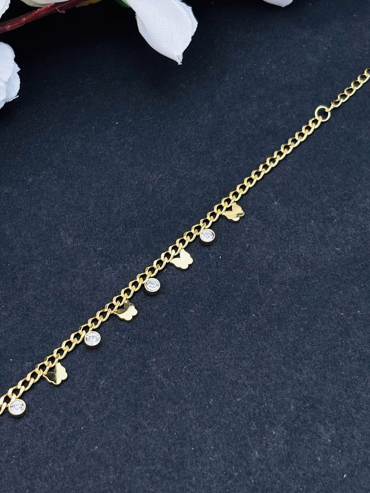Dainty Heart Bracelet