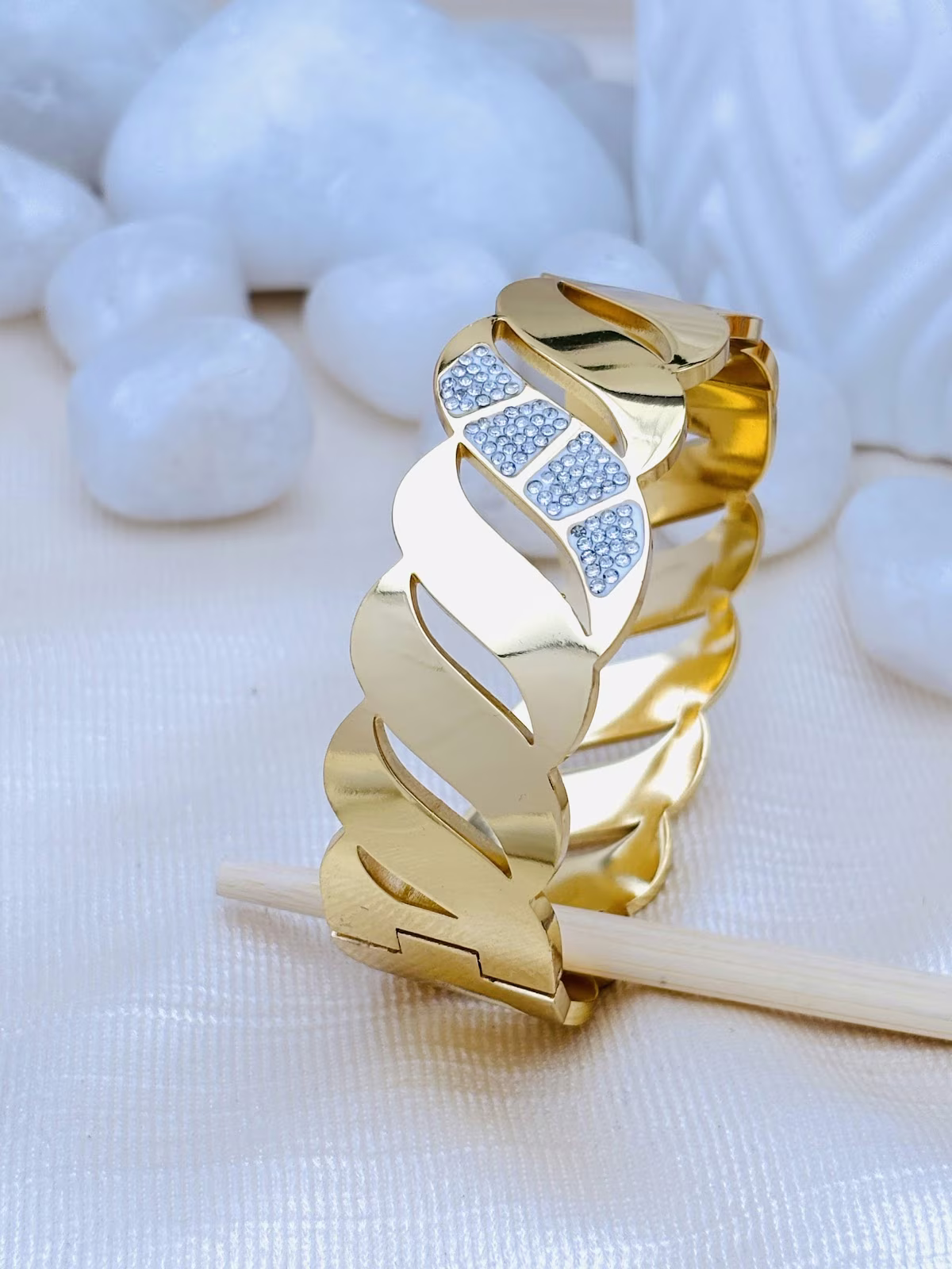 Sculpted Leaf Kada