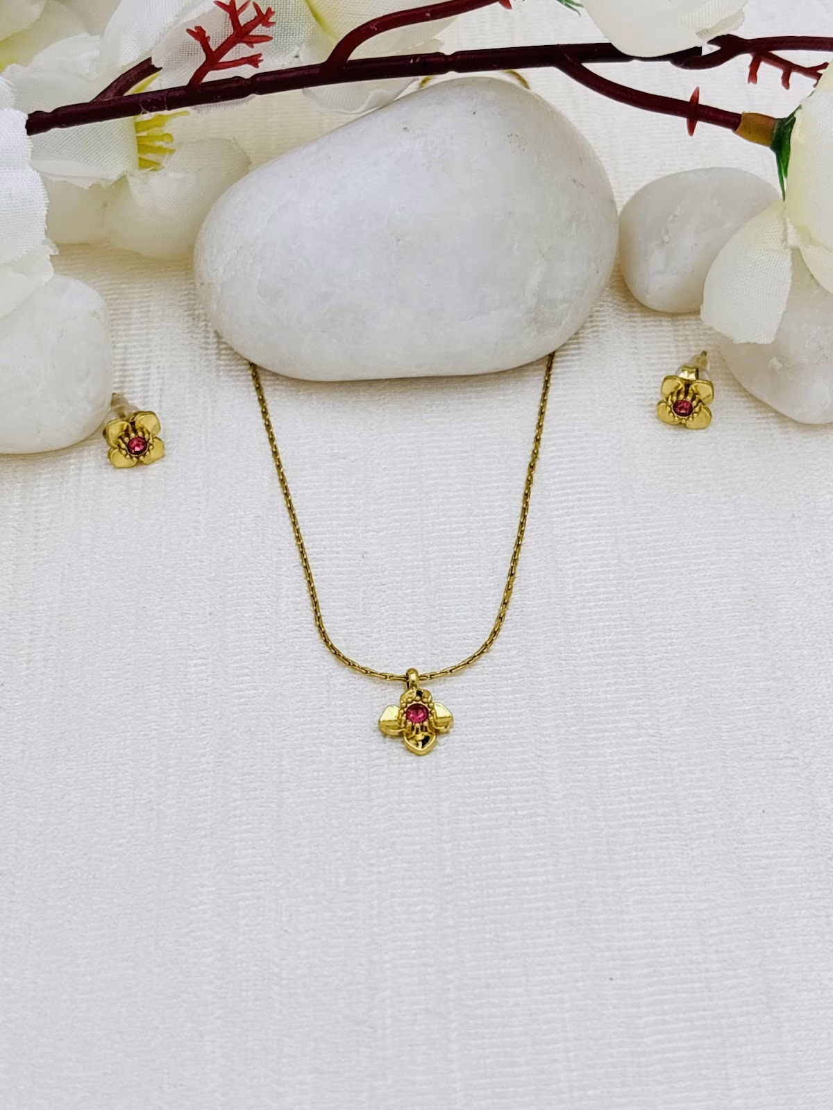 Clover Pendant Set – Magenta Pink