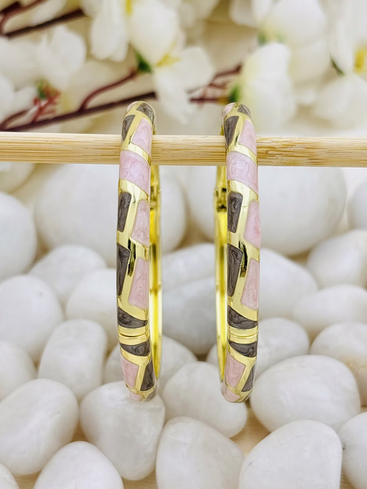Abstract Meenakari Kada – Pink-Grey