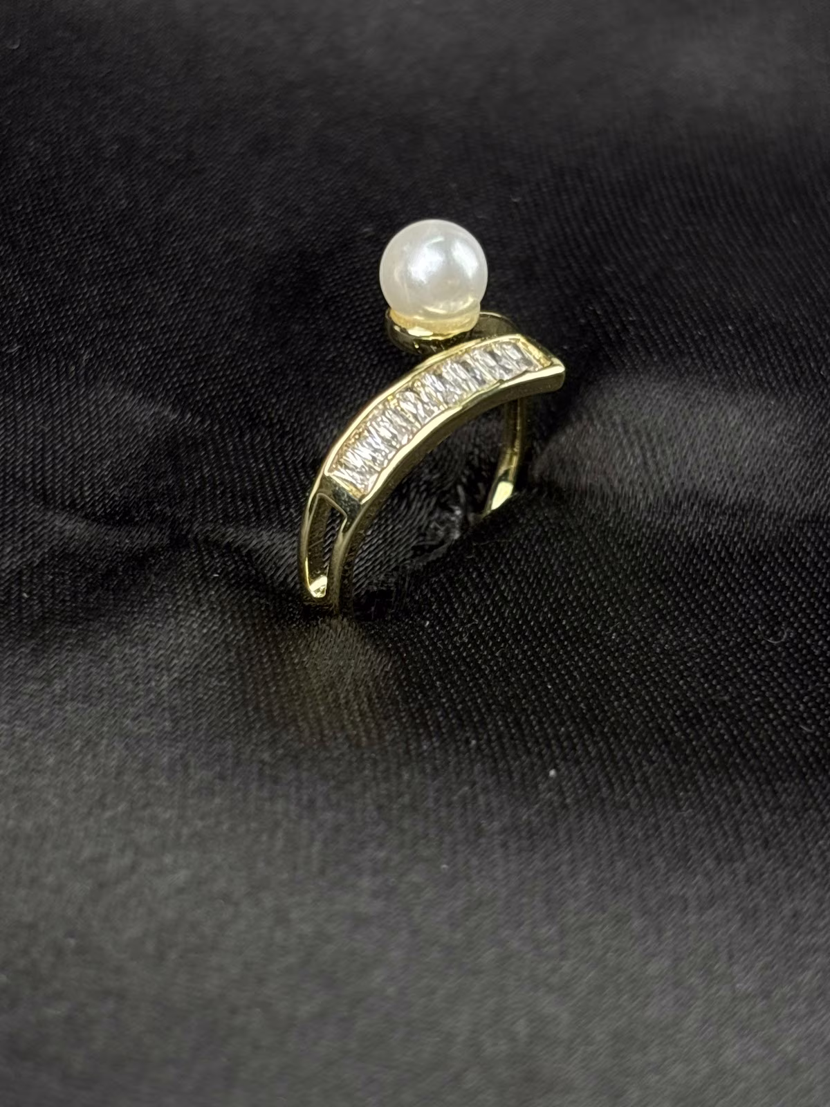 Crystal Arc Pearl