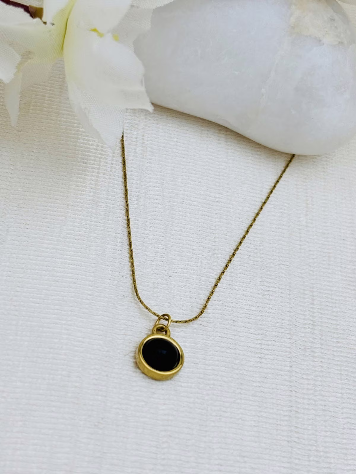 Black Disc Pendant