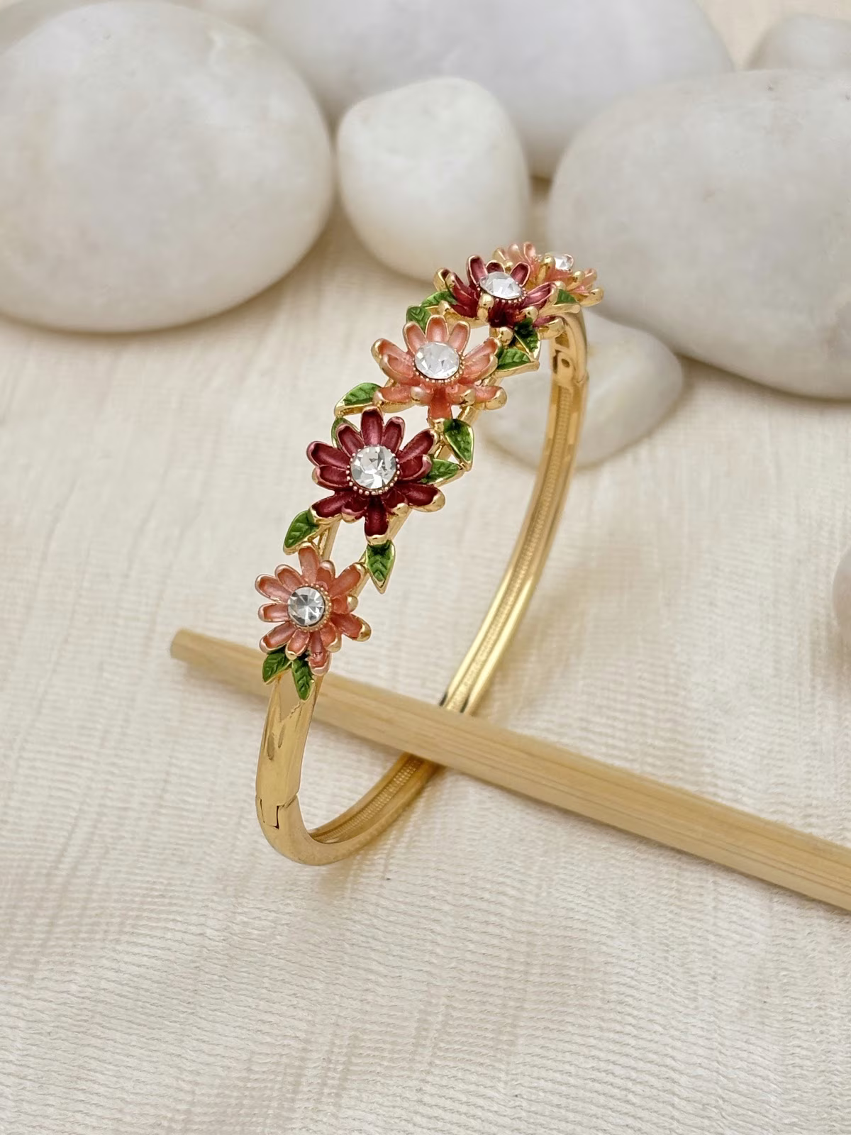 Trinity Bloom Bracelet – Maroon