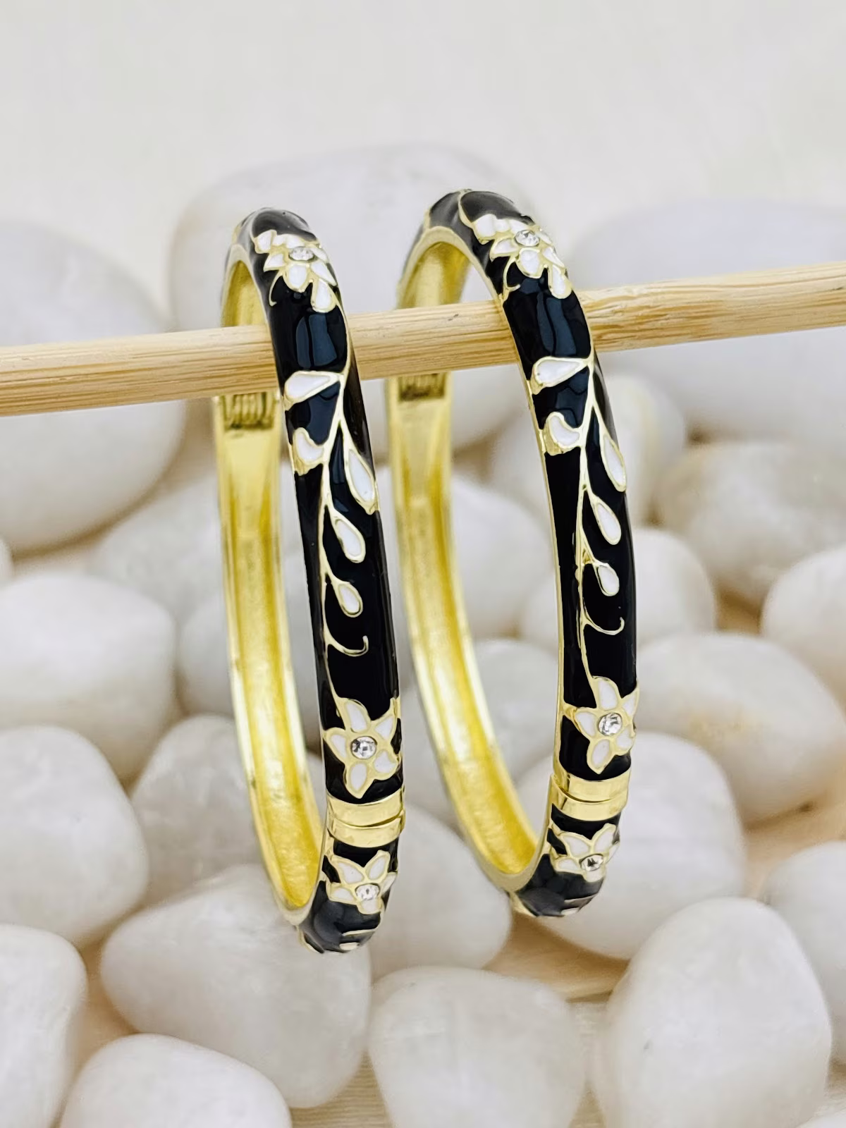 Classic Meenakari Kada – Black
