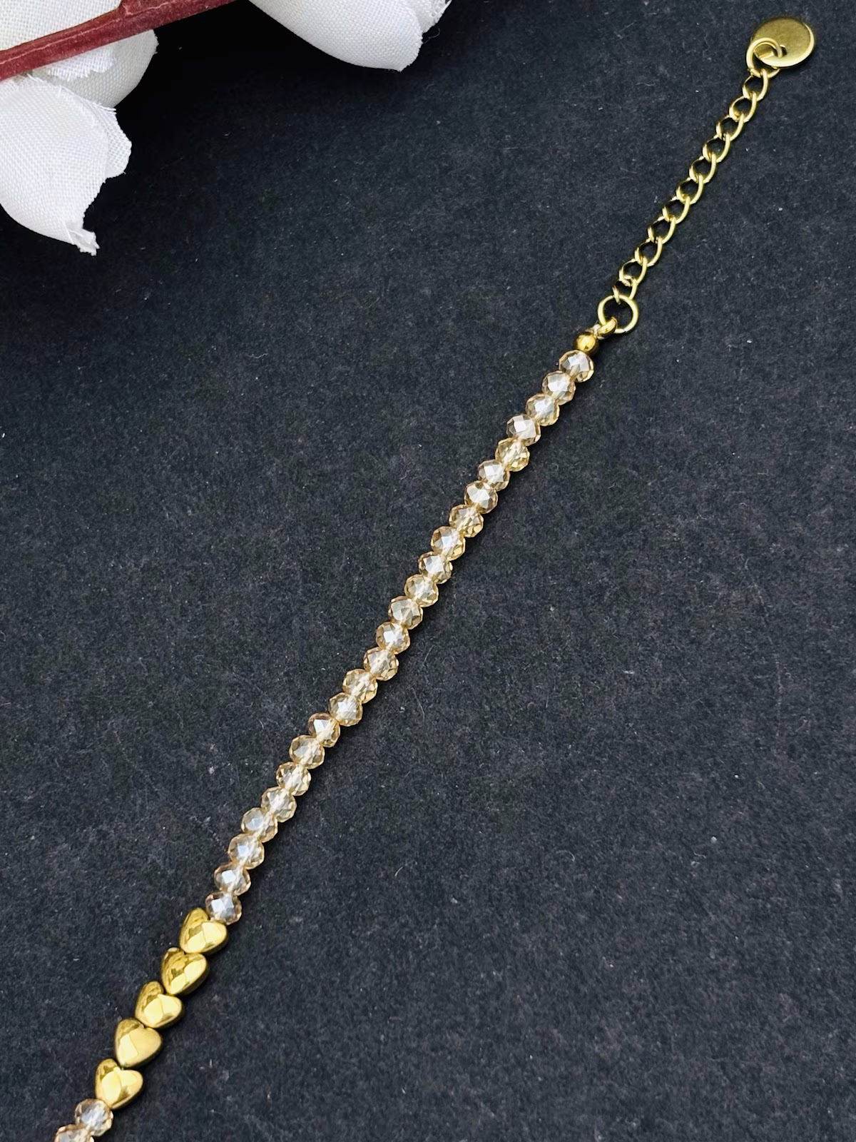 Golden Hearty Bracelet – Ligth Grey