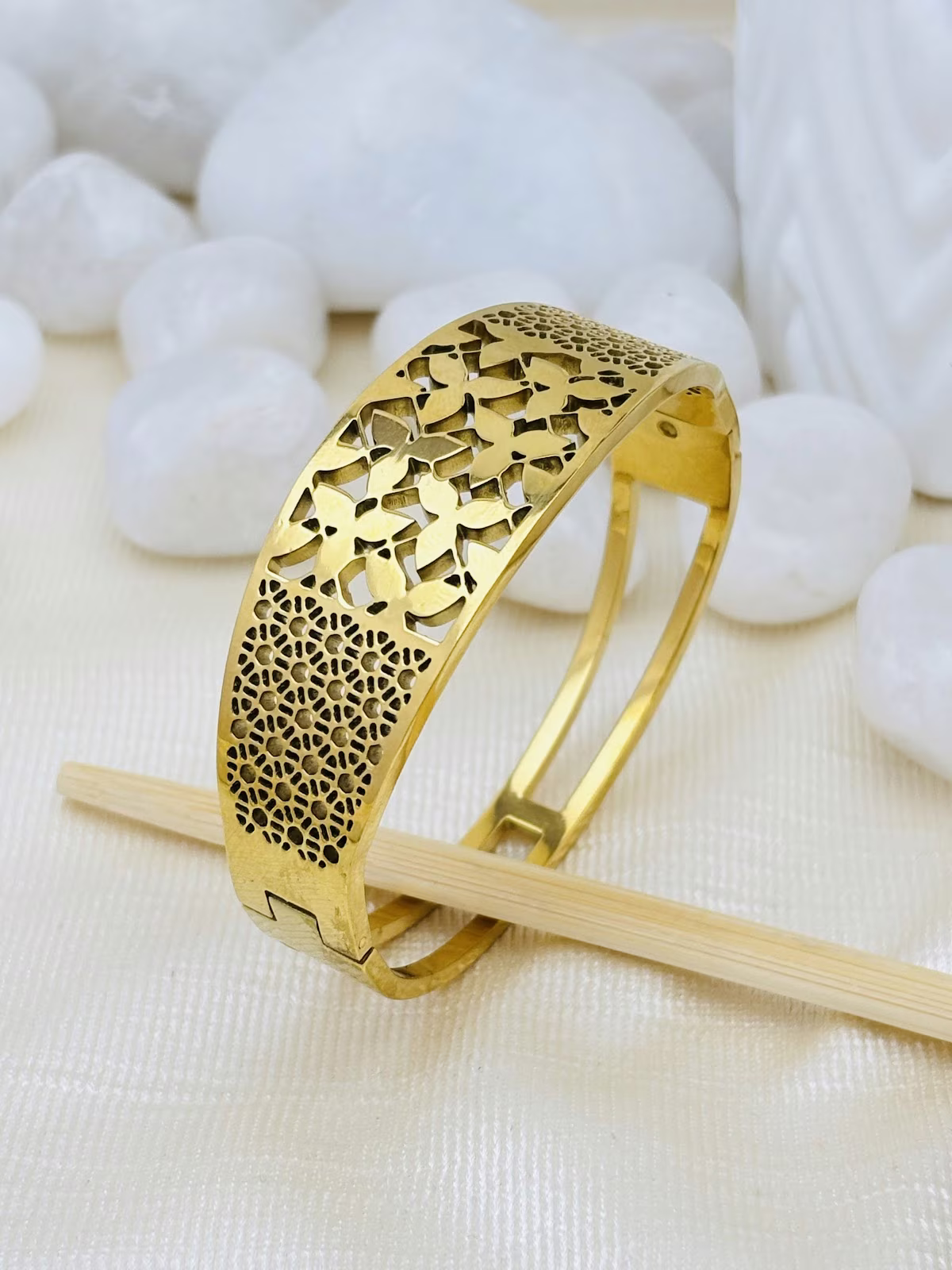 Geometric Lace Kada