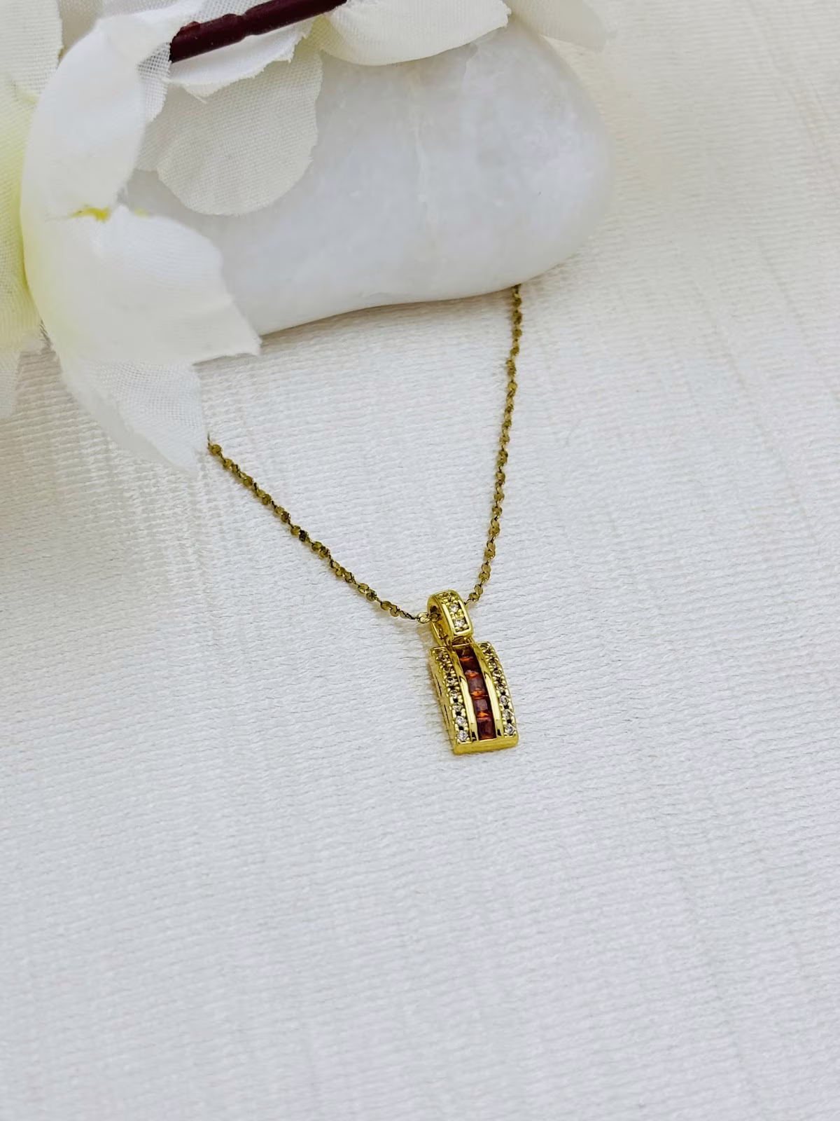 Linear Crystal Pendant