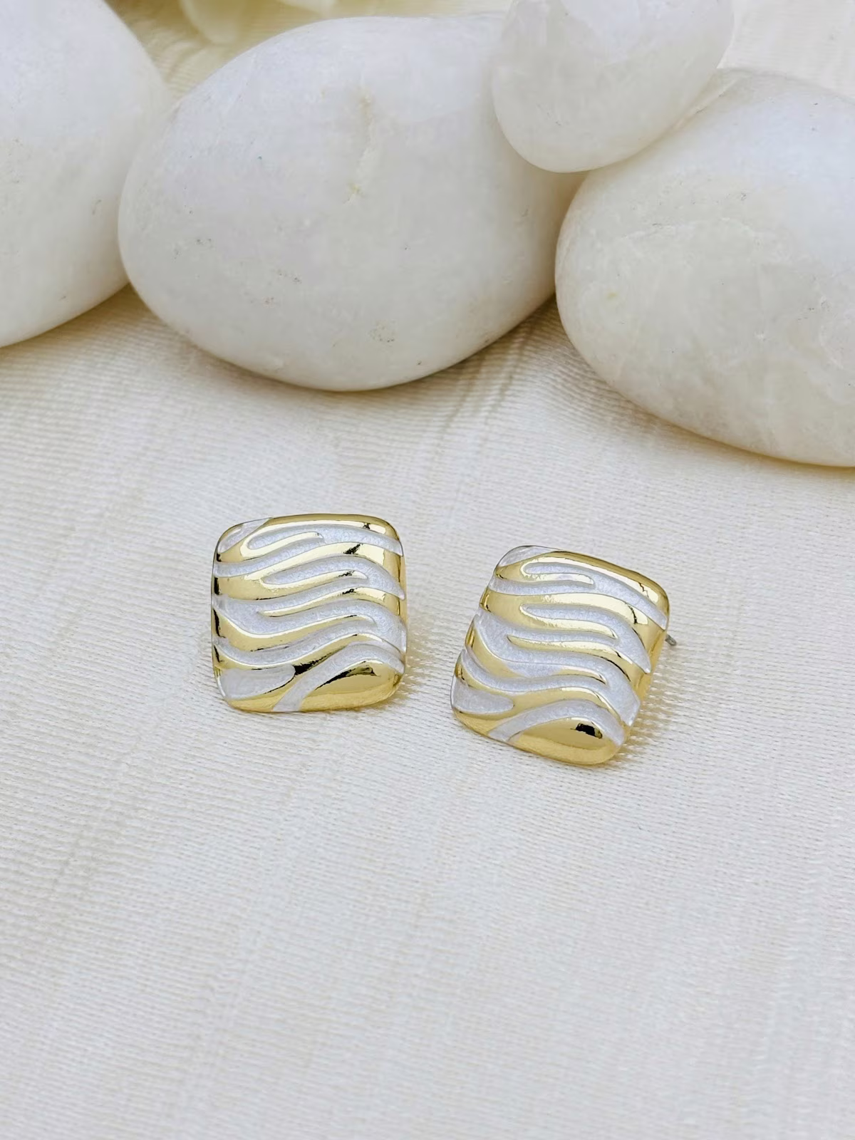 Ripple Enamel Studs