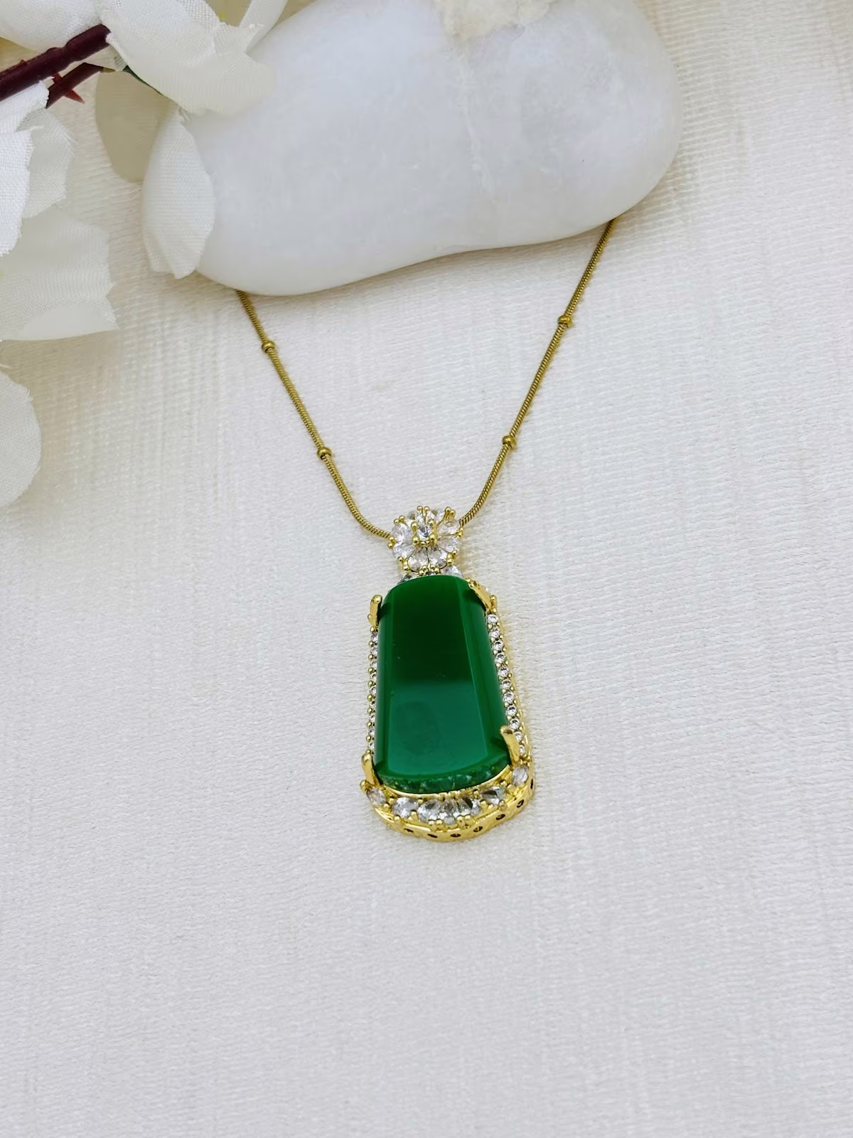 Emerald Crown Drop