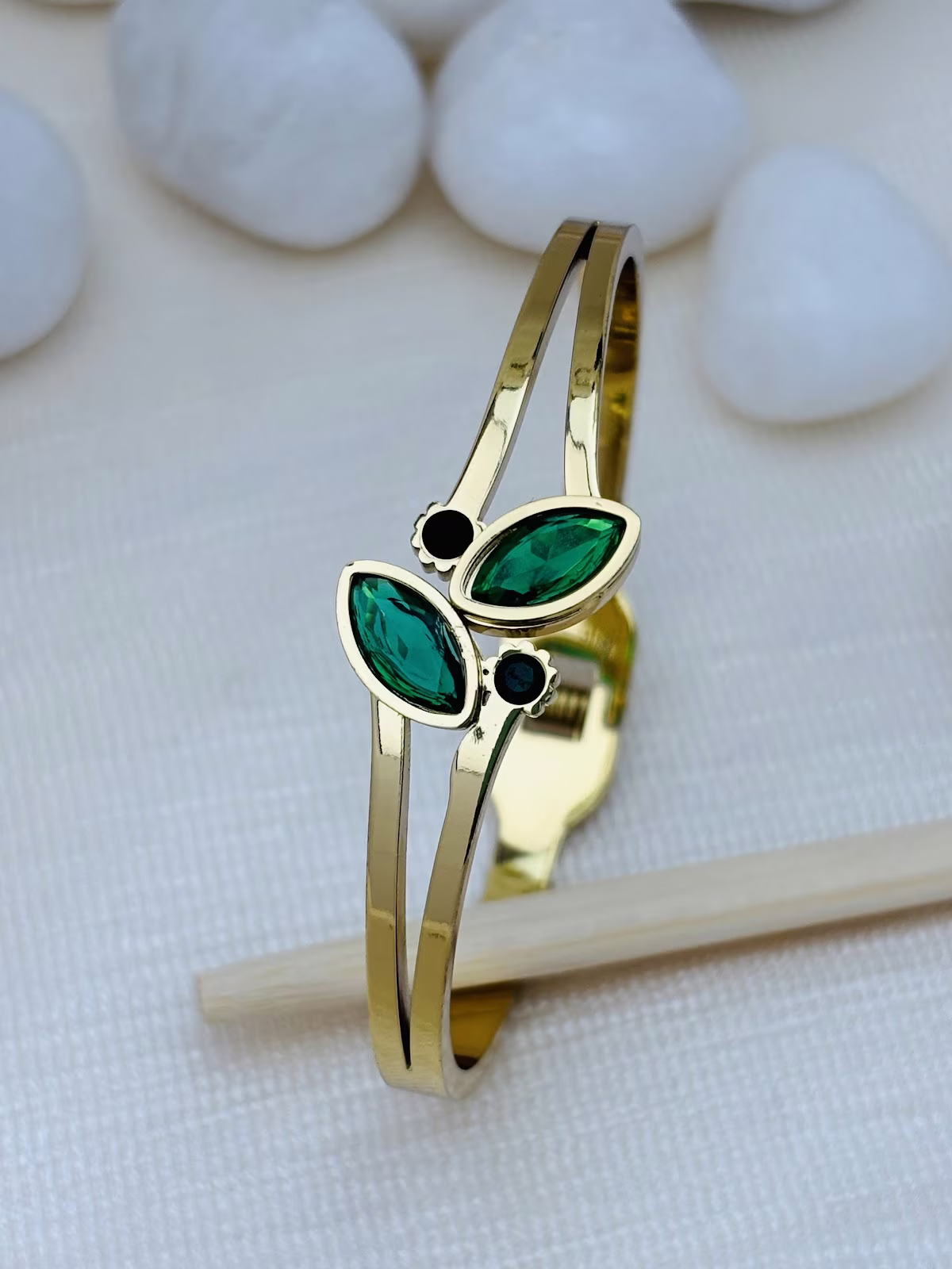 Marquise Leaf Kada