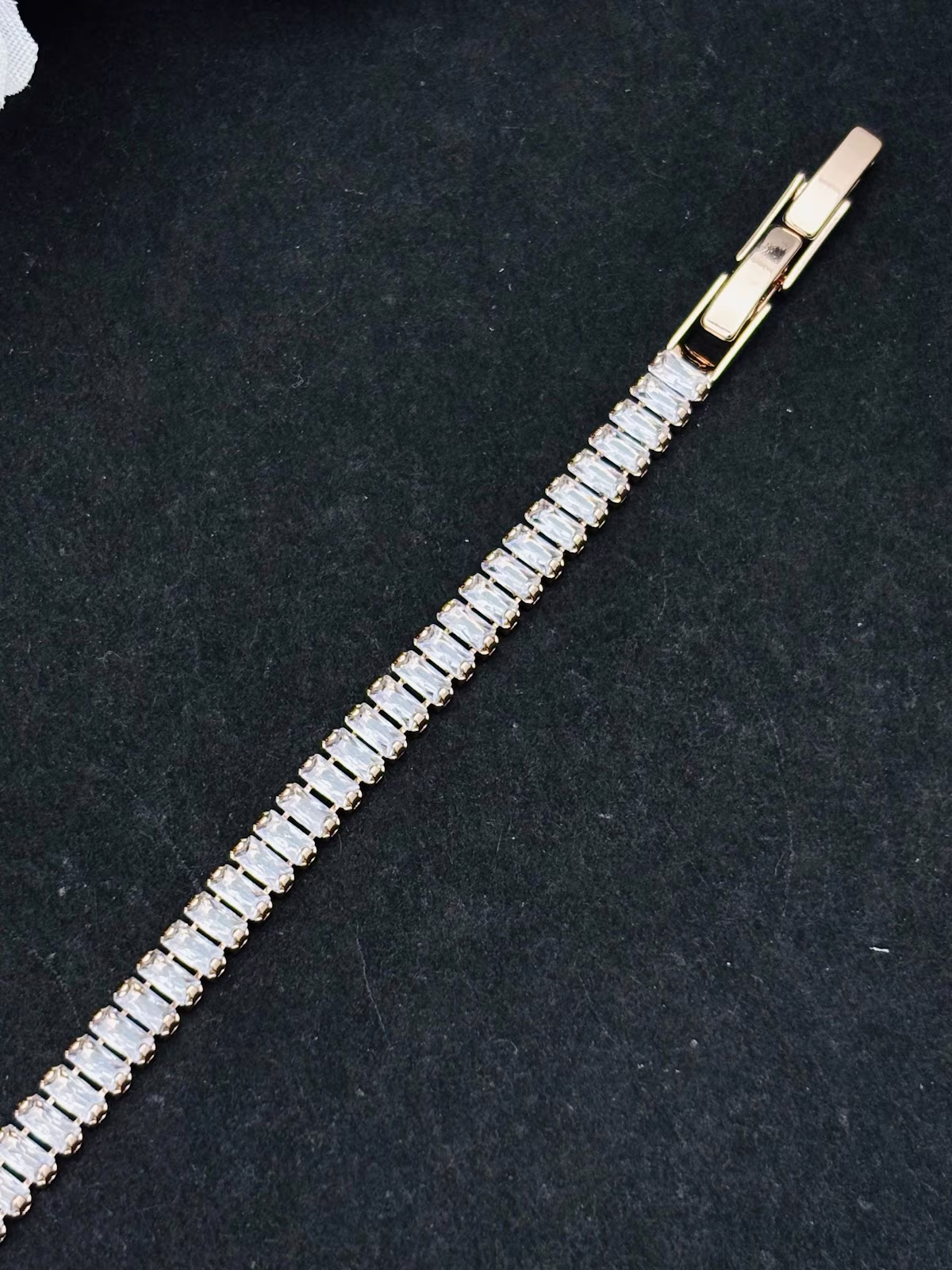 Classic Tennis Bracelet – Rose-Gold Plated