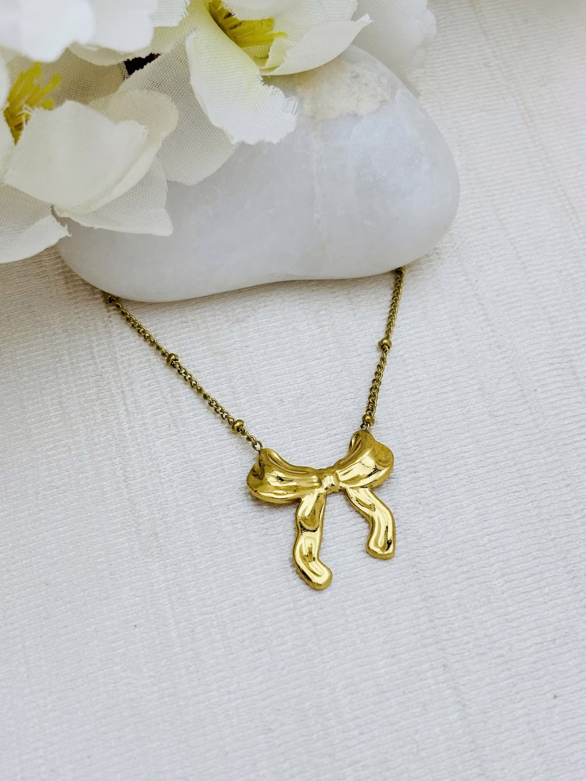 Sculpted Bow Pendant