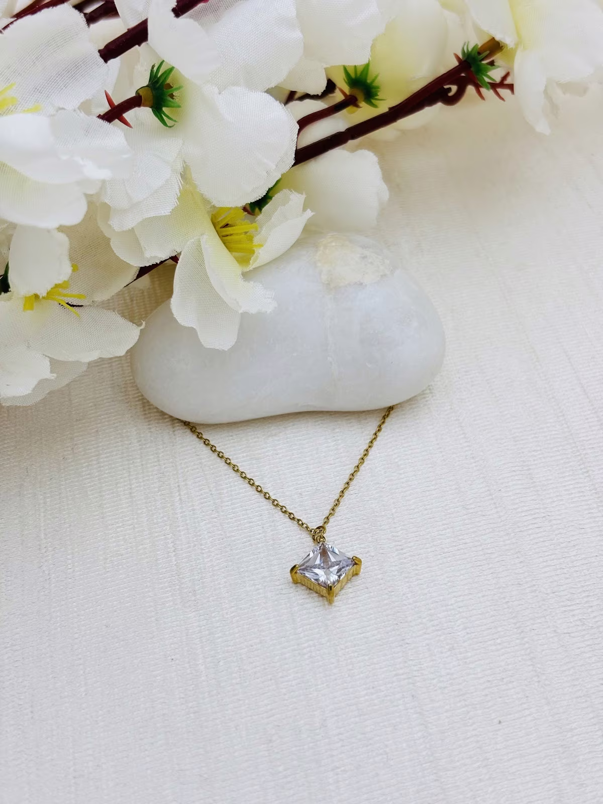 Regal Square Solitaire
