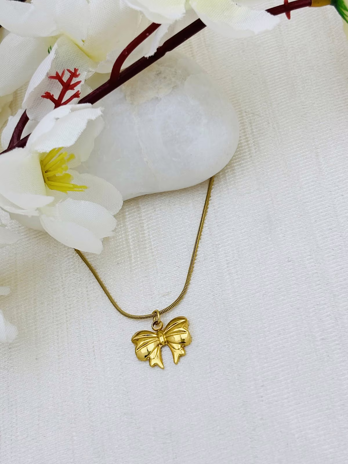 Sculpted Bow Pendant
