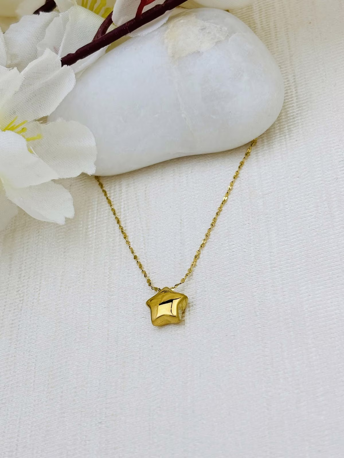 Sculpted Cushion Pendant