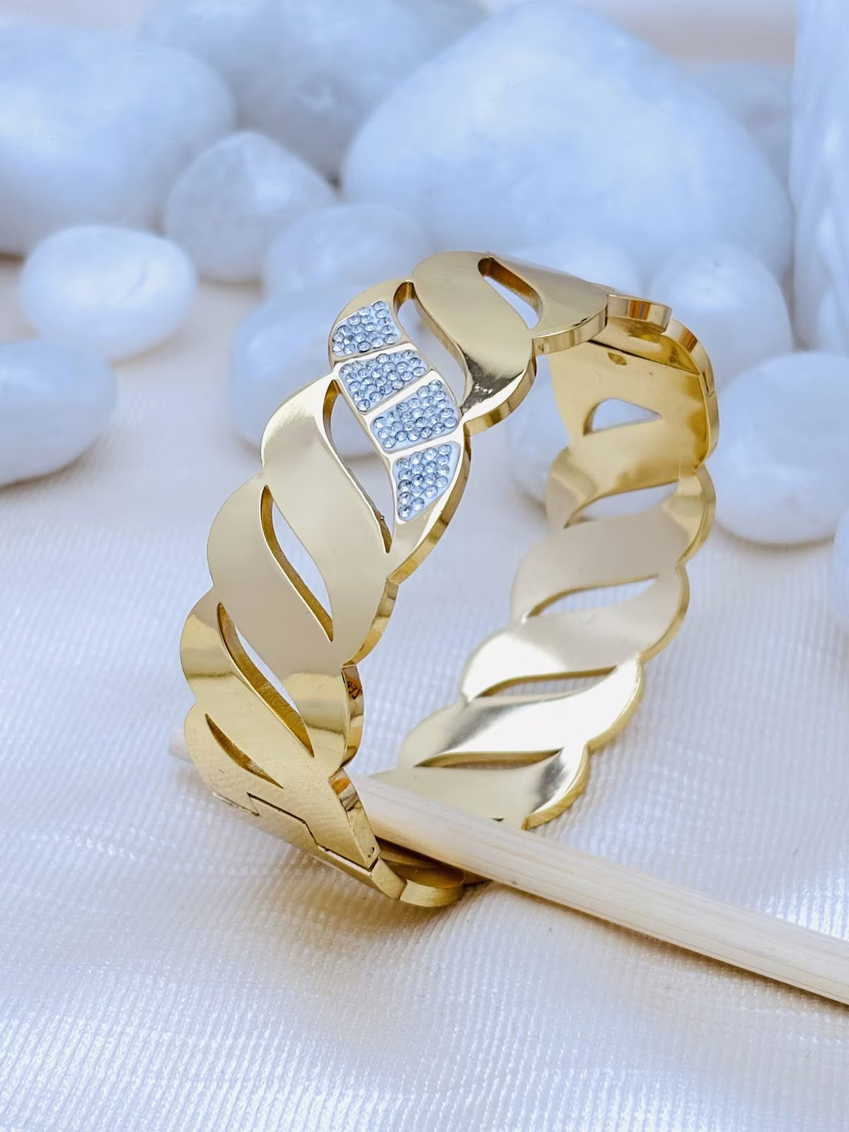 Sculpted Leaf Kada