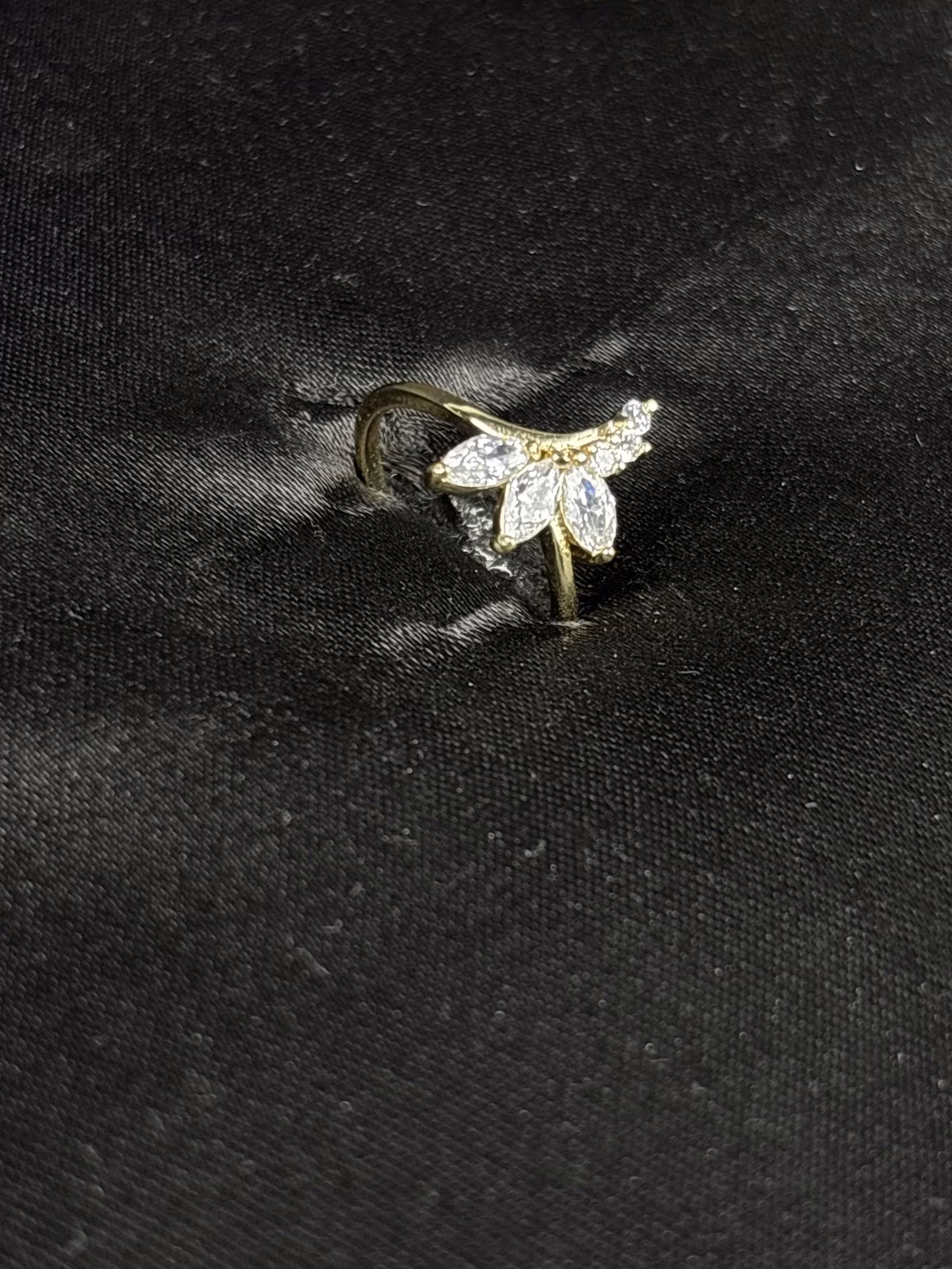 Shimmering Orchid Ring