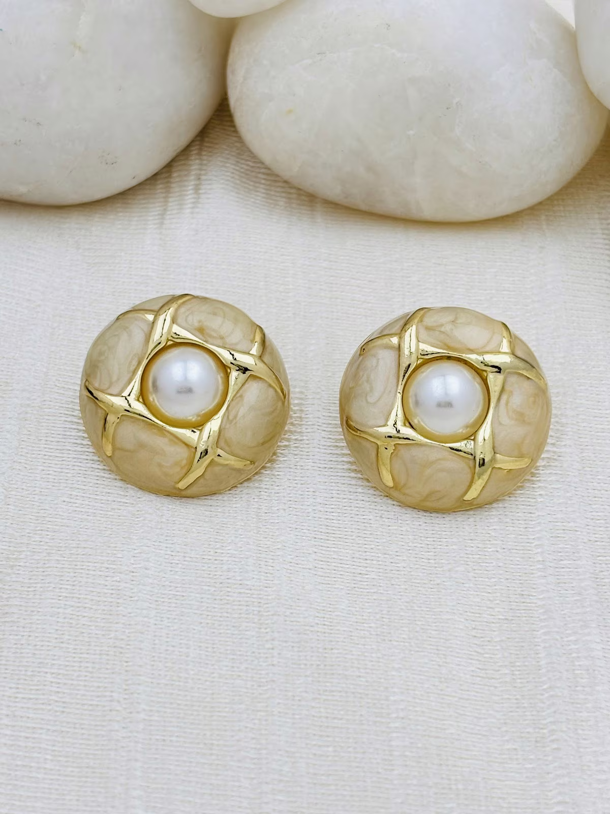 Halo Enamel Studs
