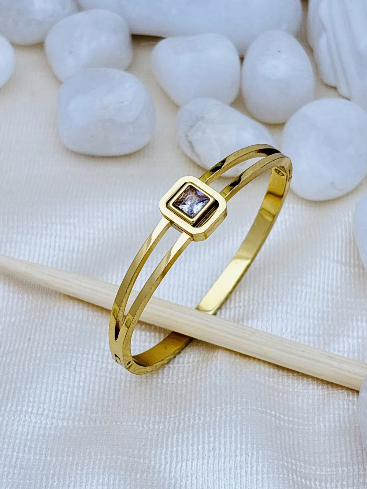 Square Halo Kada