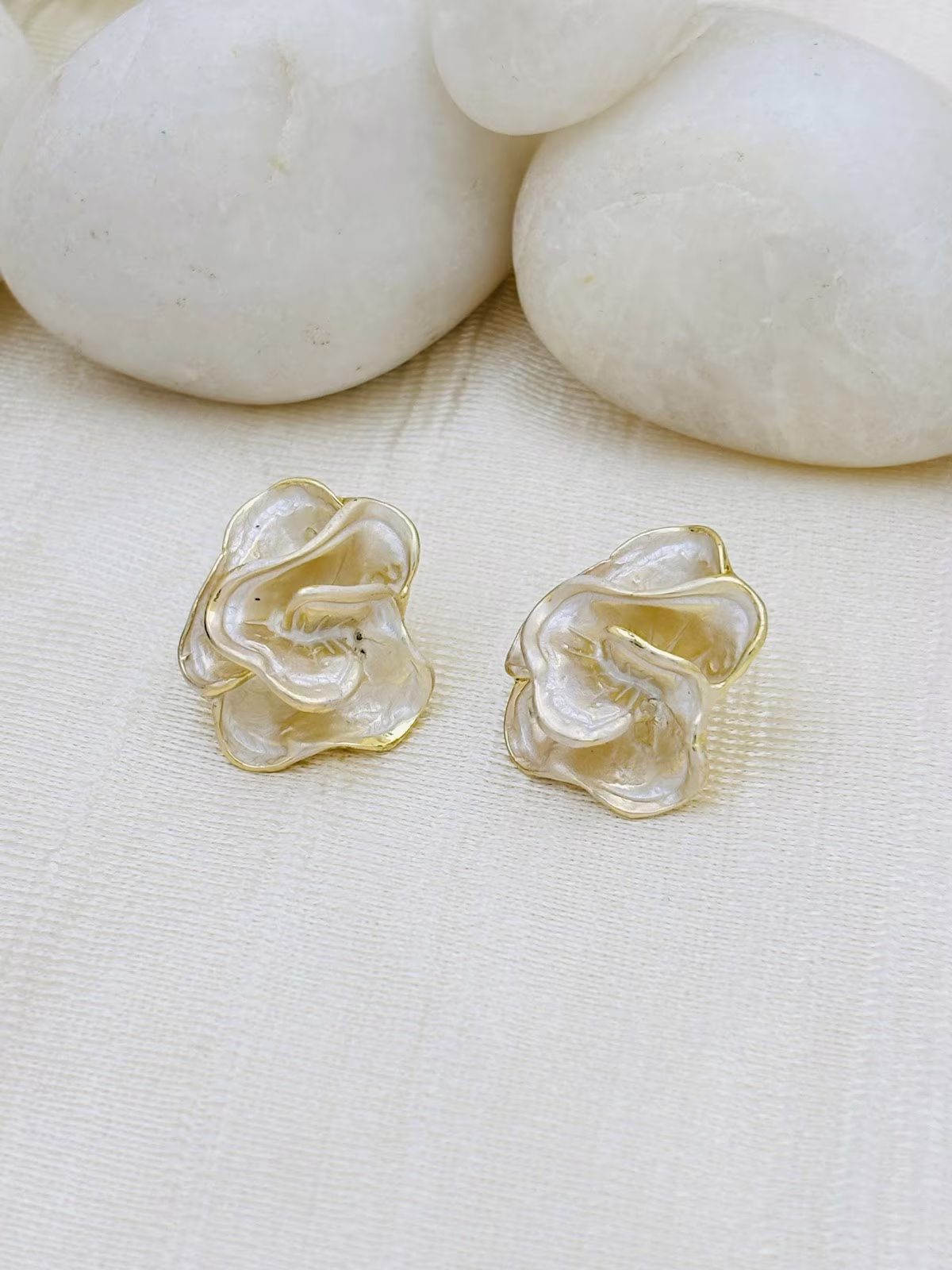 Rose Enamel Studs – Off White