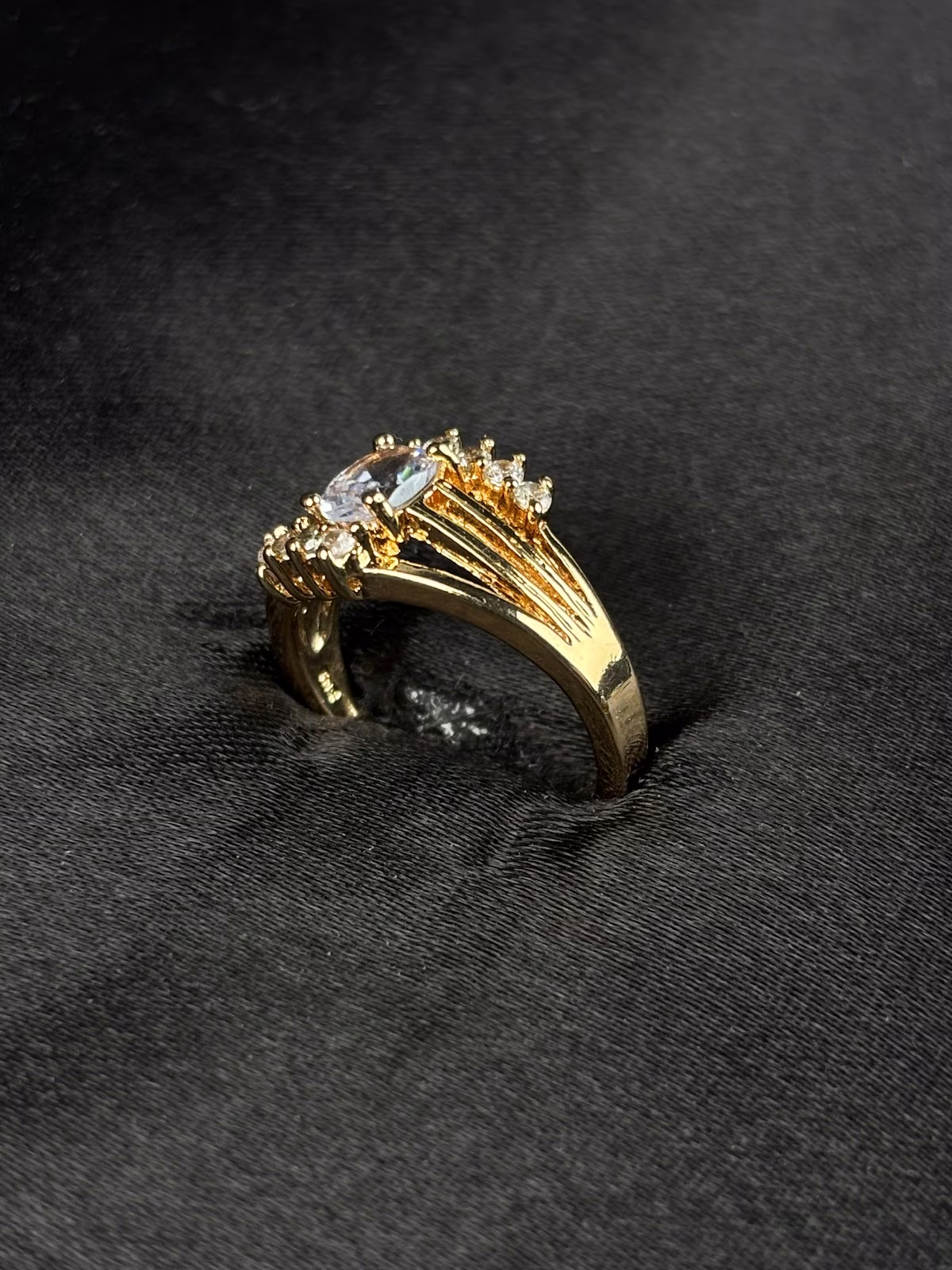 Oval Radiance Ring