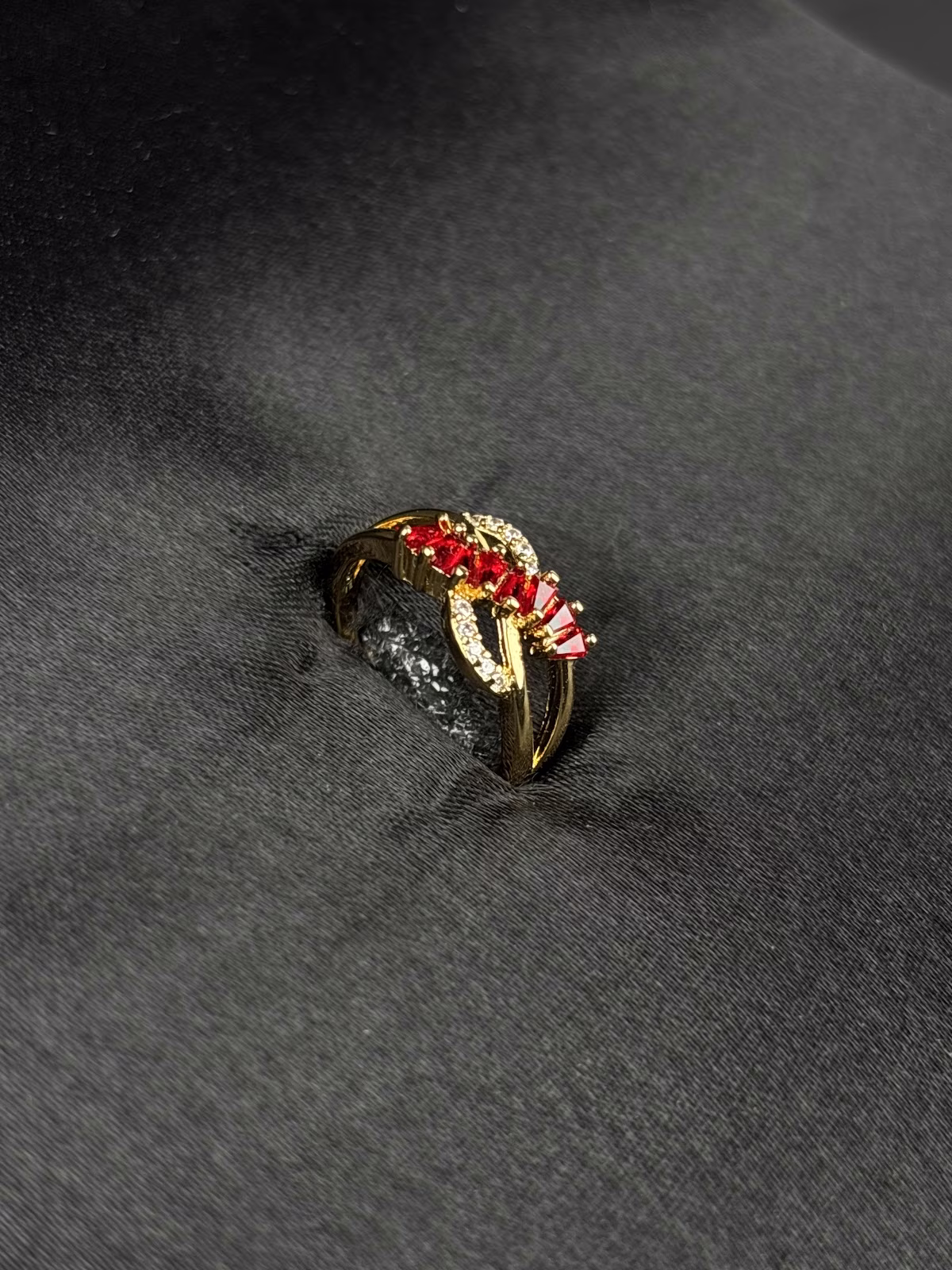 Scarlet Ribbon Ring
