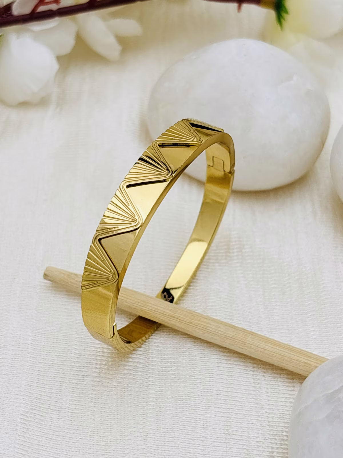 Sunburst Panel Kada