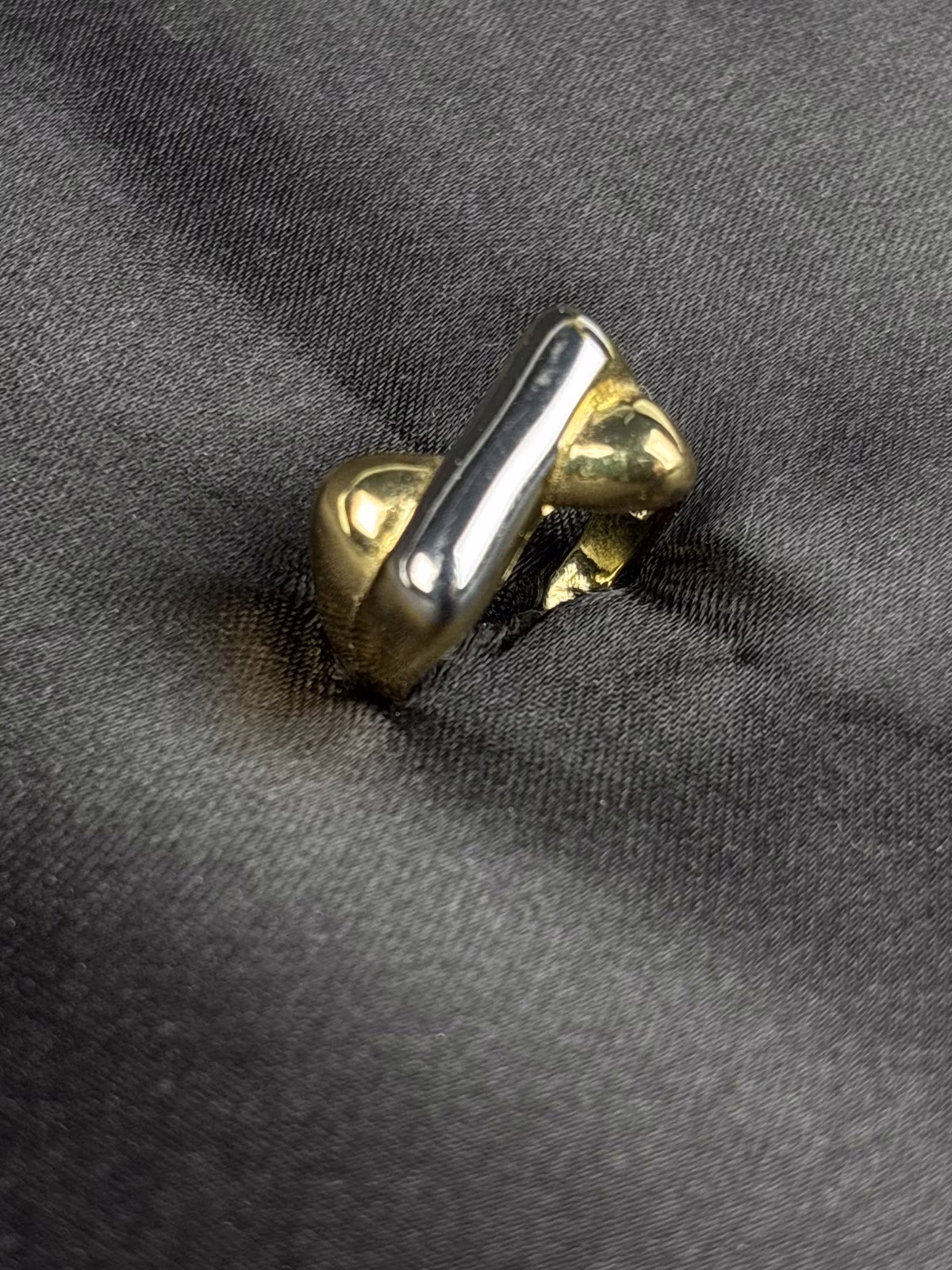 Metallic Knot Ring
