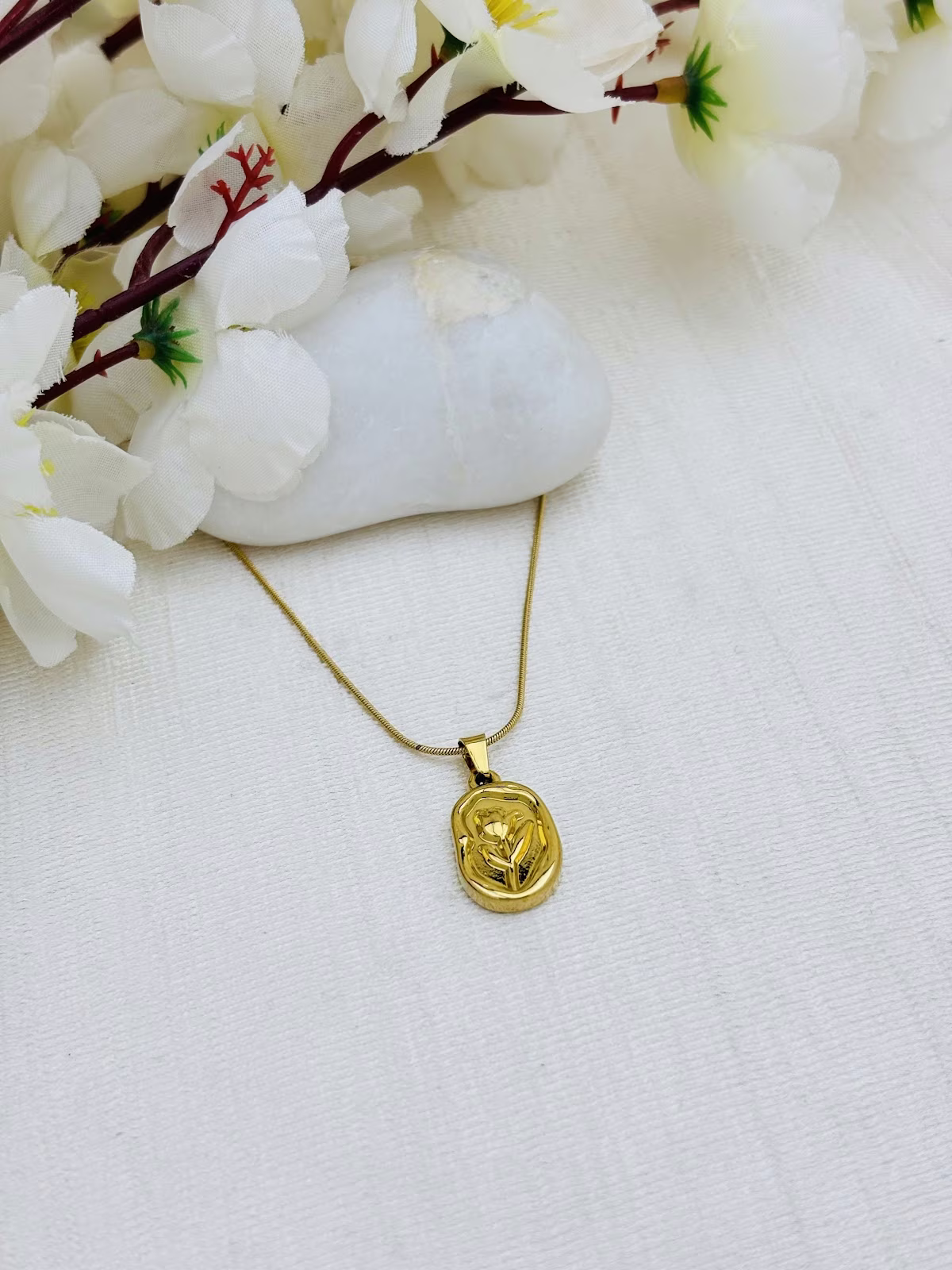 Embossed Rose Medallion