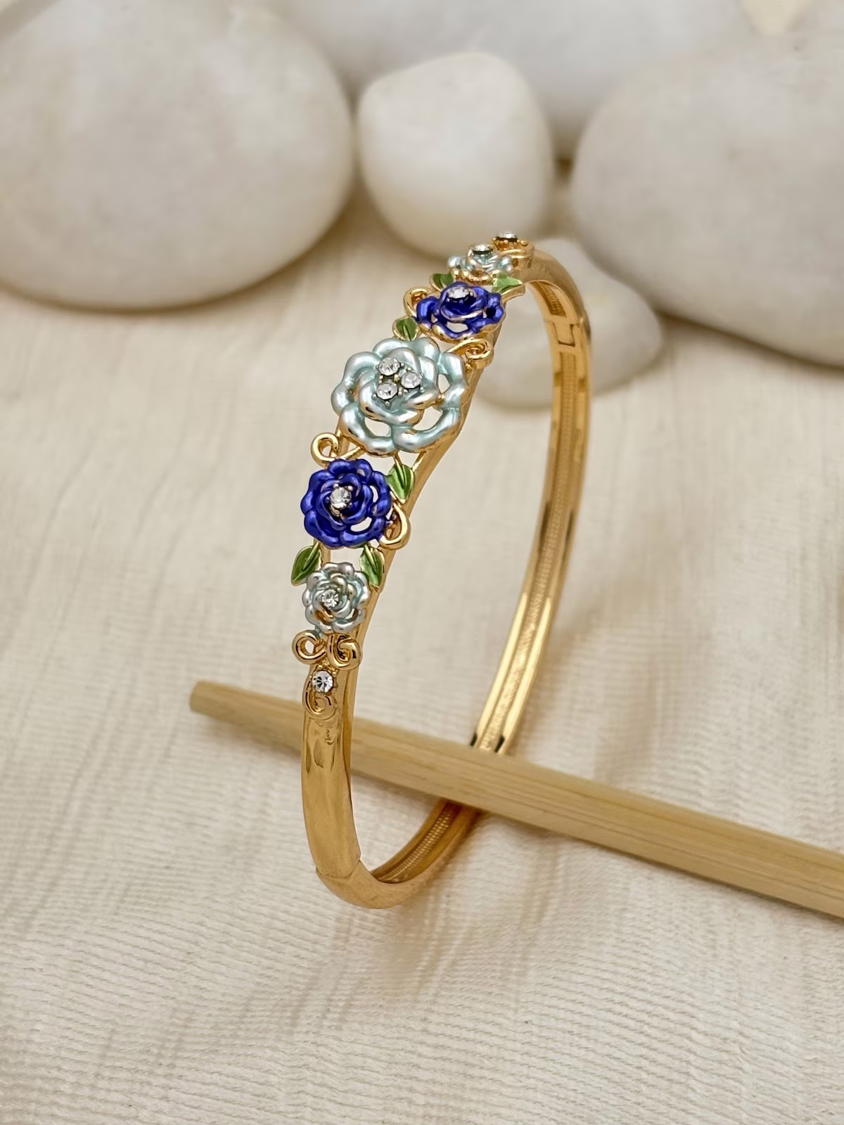 Rose Bouquet Bracelet