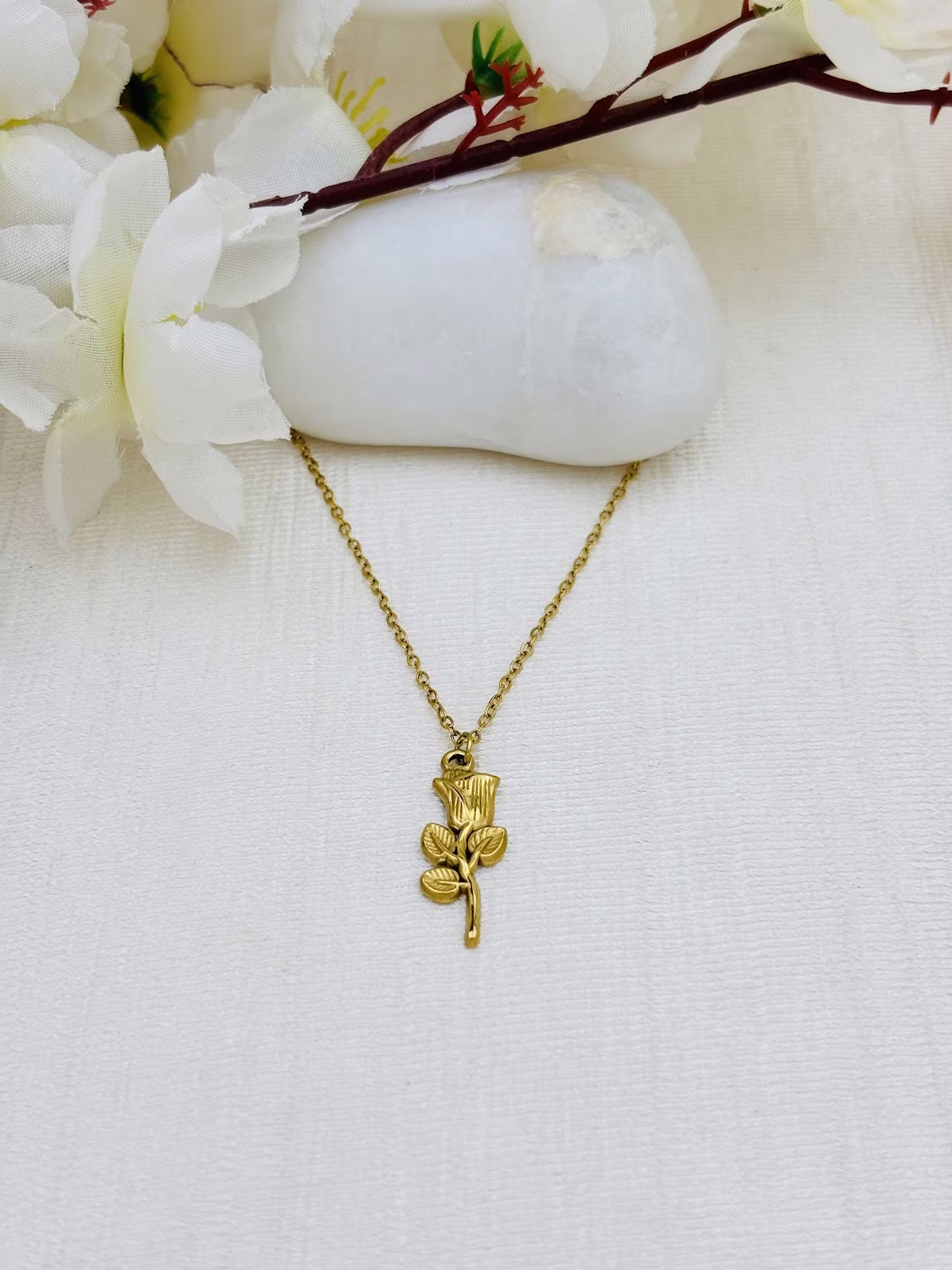 Vintage Rose Pendant