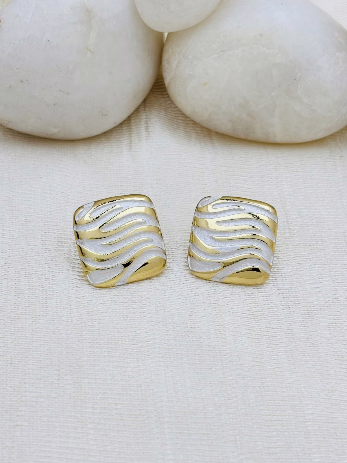 Ripple Enamel Studs