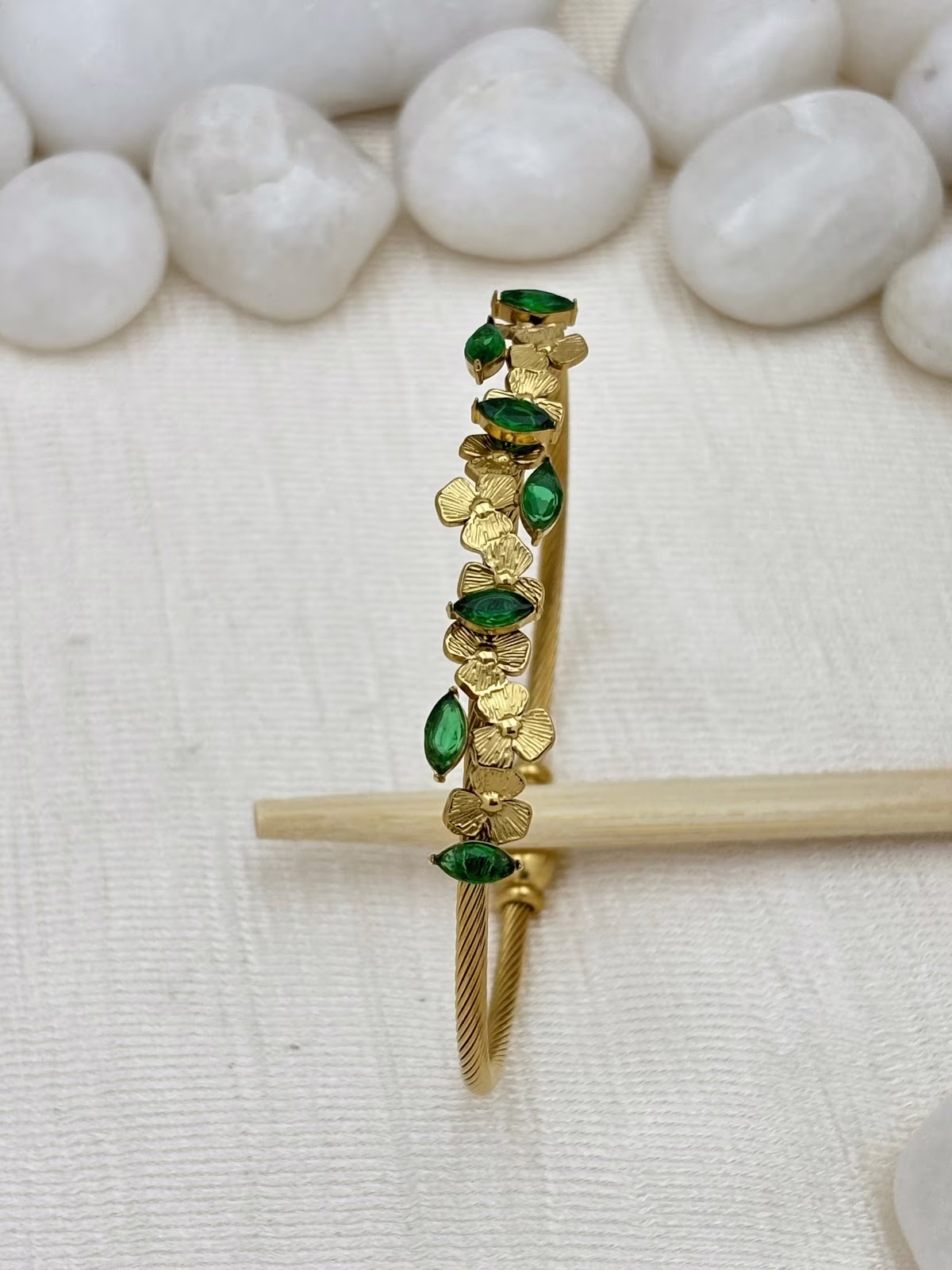 Leaf Stone Bracelet