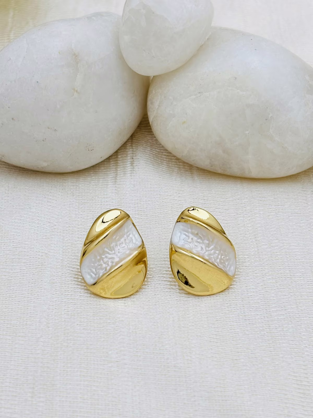 Stripe Enamel Studs – White