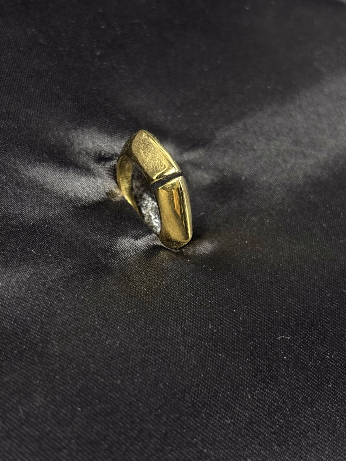 Sculpted Signet Ring