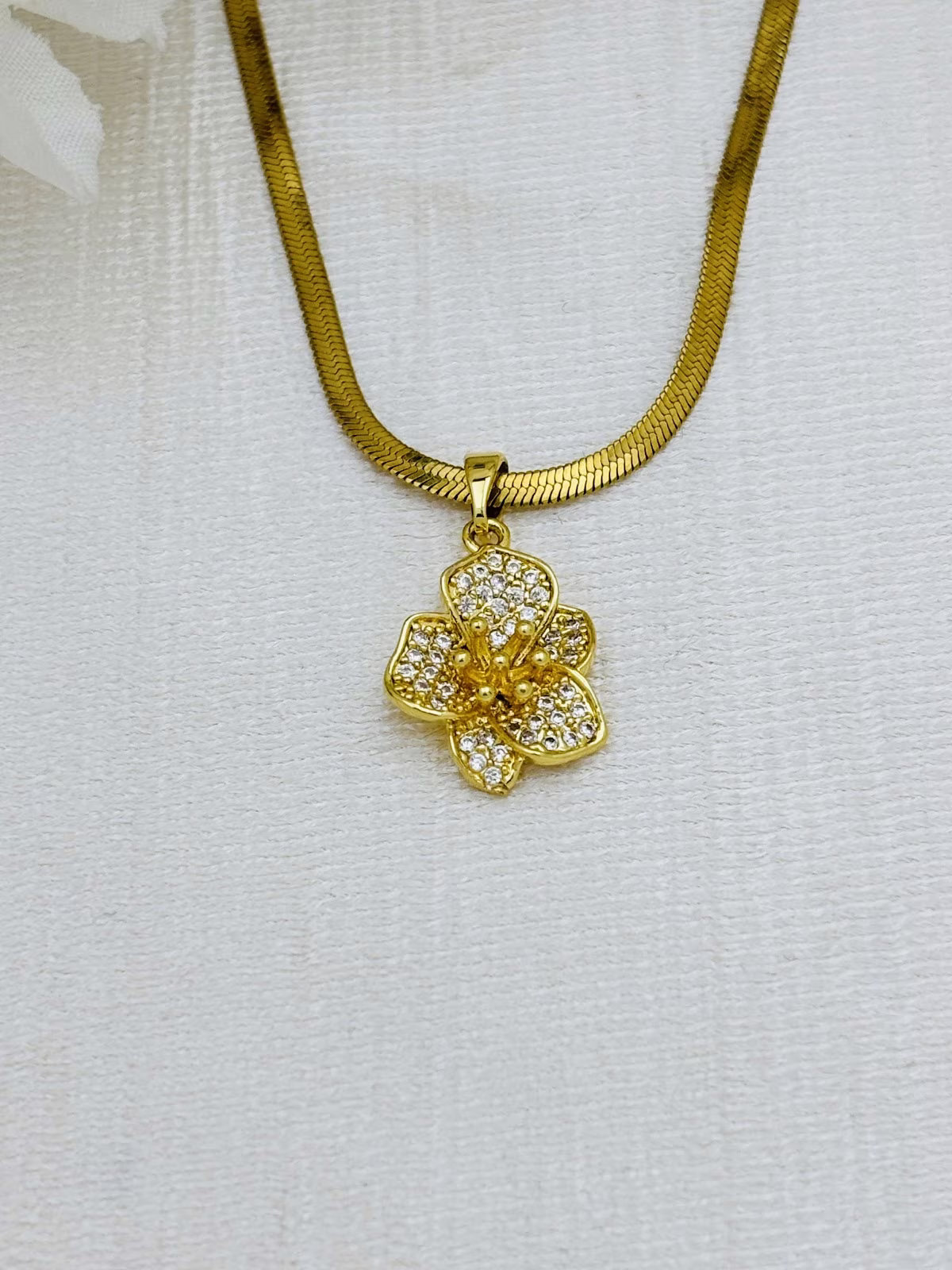 Pavé Floral Pendant