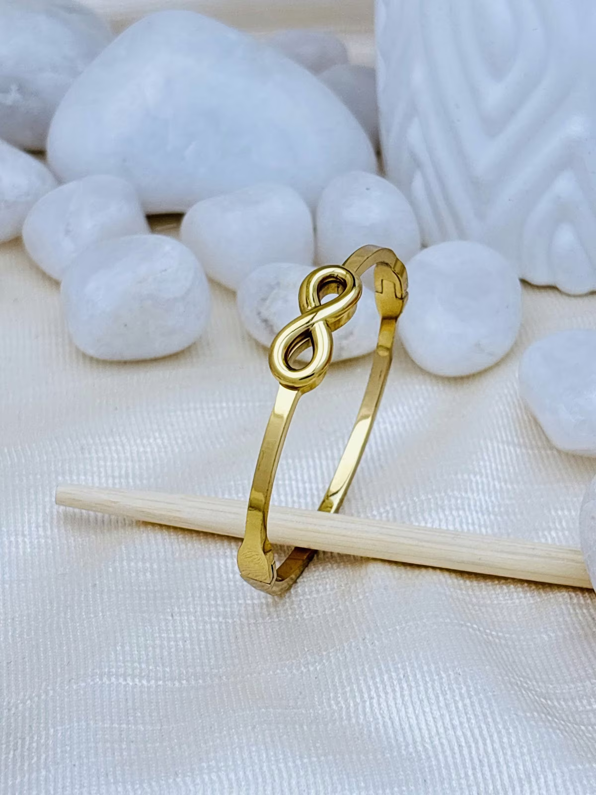 Infinity Loop Kada