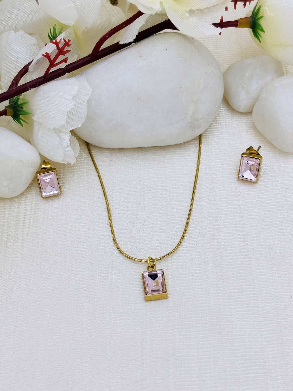 Framed Gem Harmony – Baby Pink