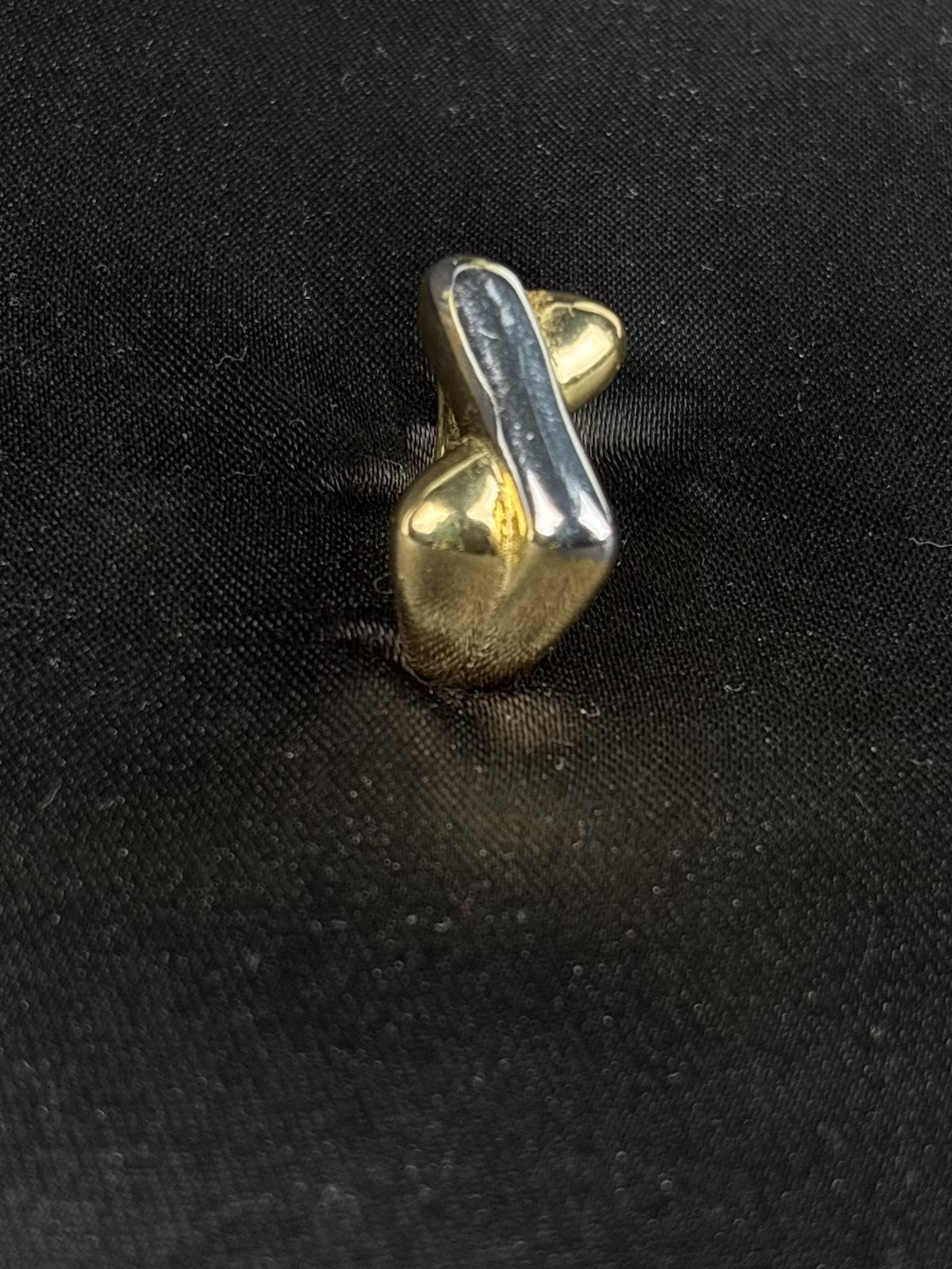 Metallic Knot Ring