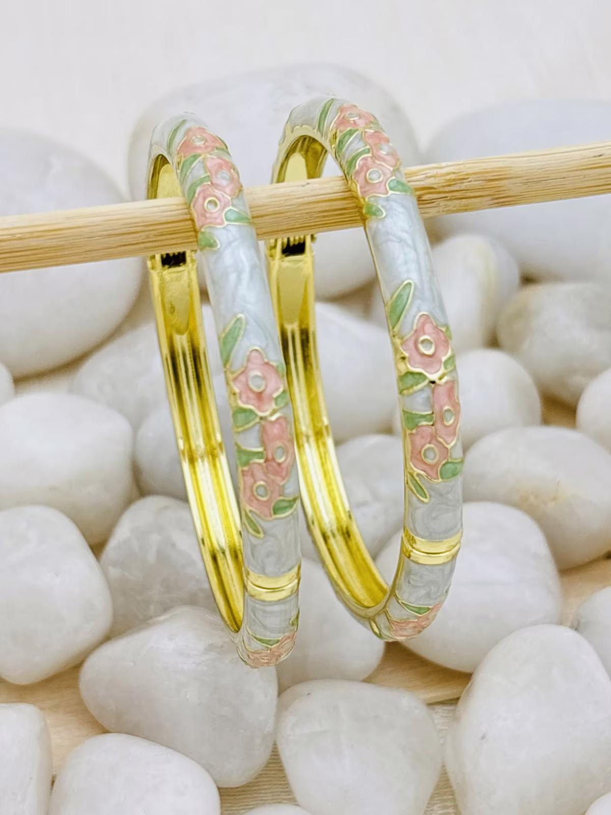 Petal Meenakari Kada