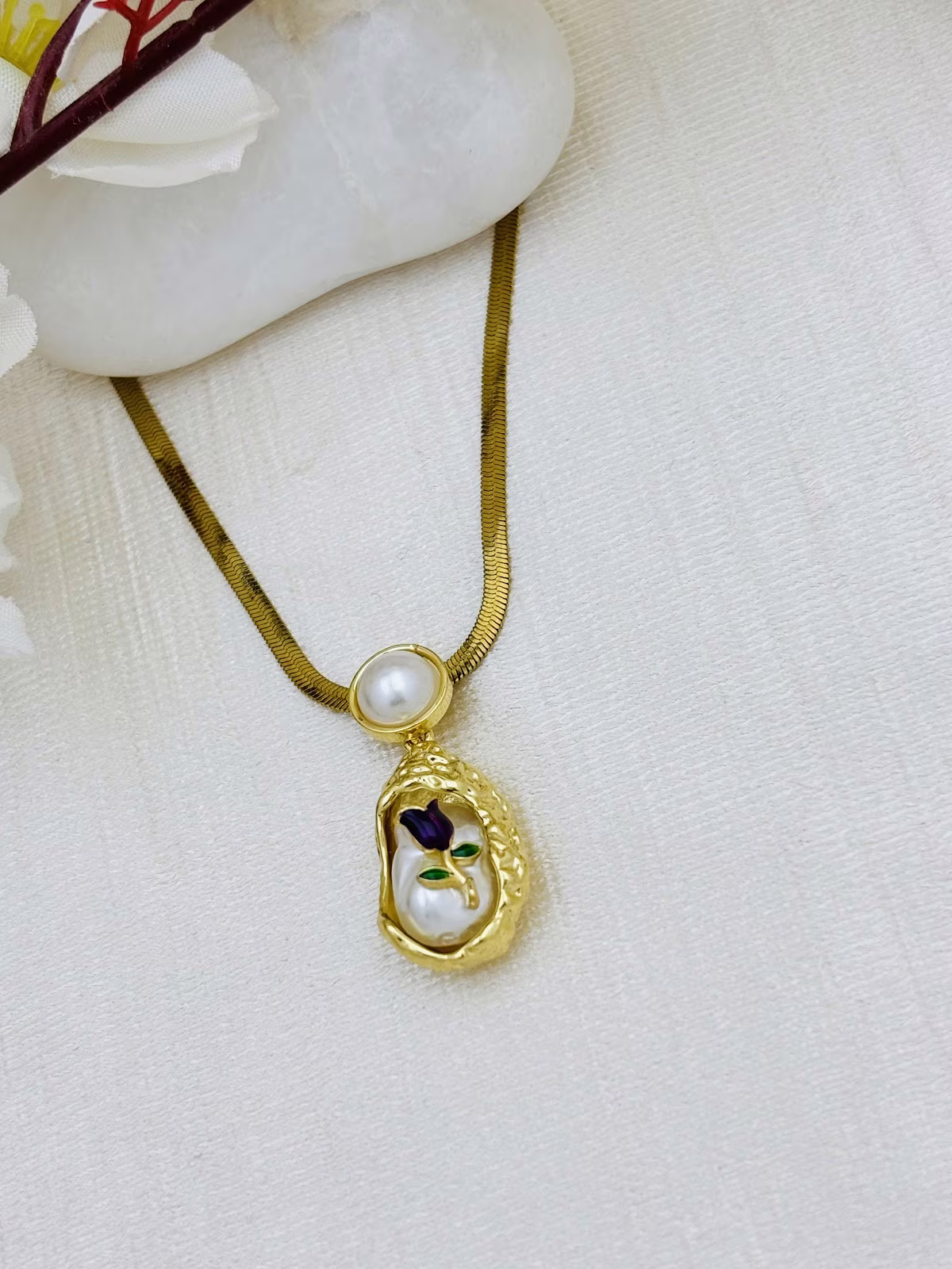 Pearl Tulip Pendant