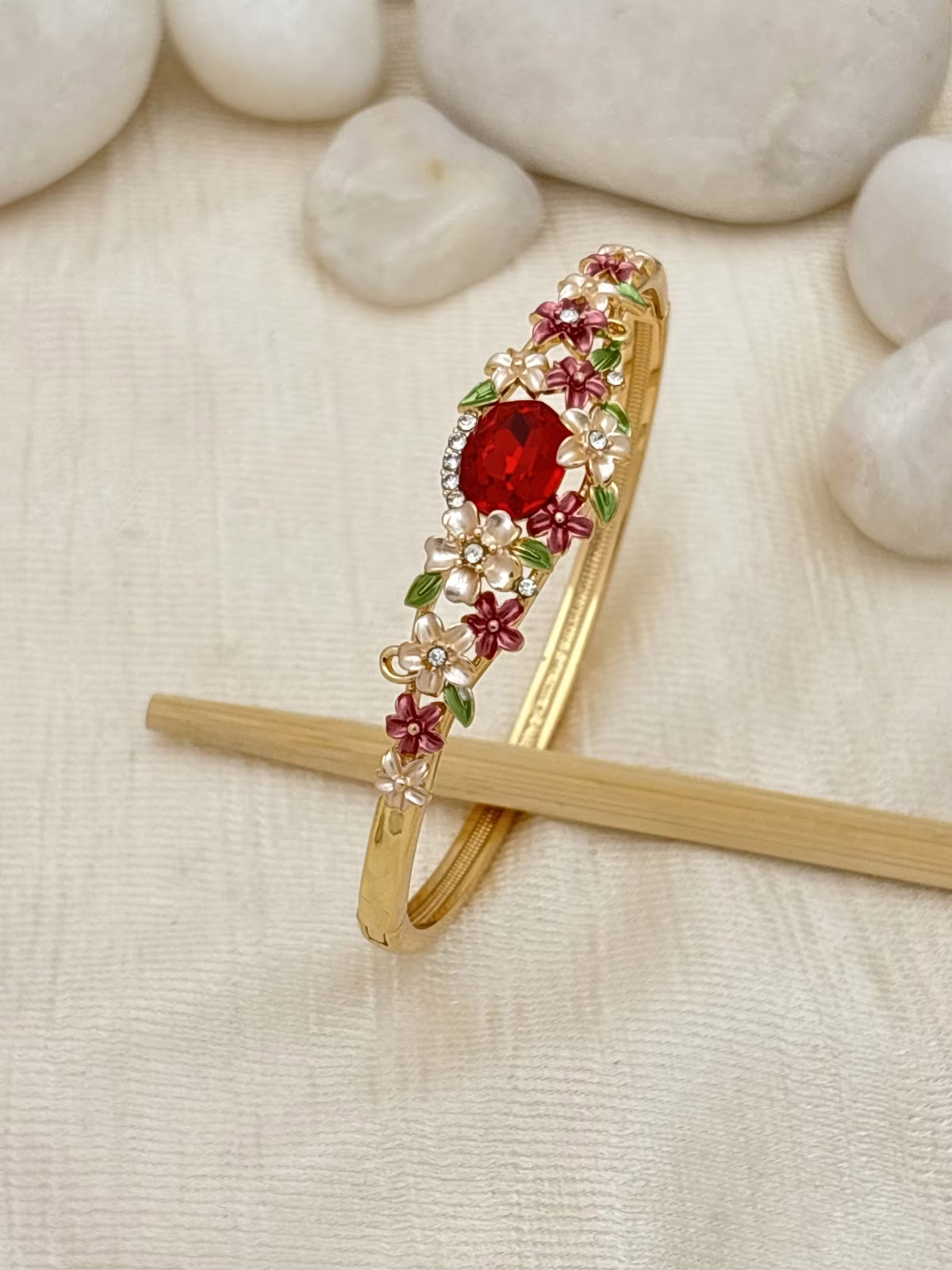 Jewel Cluster Bracelet – Red