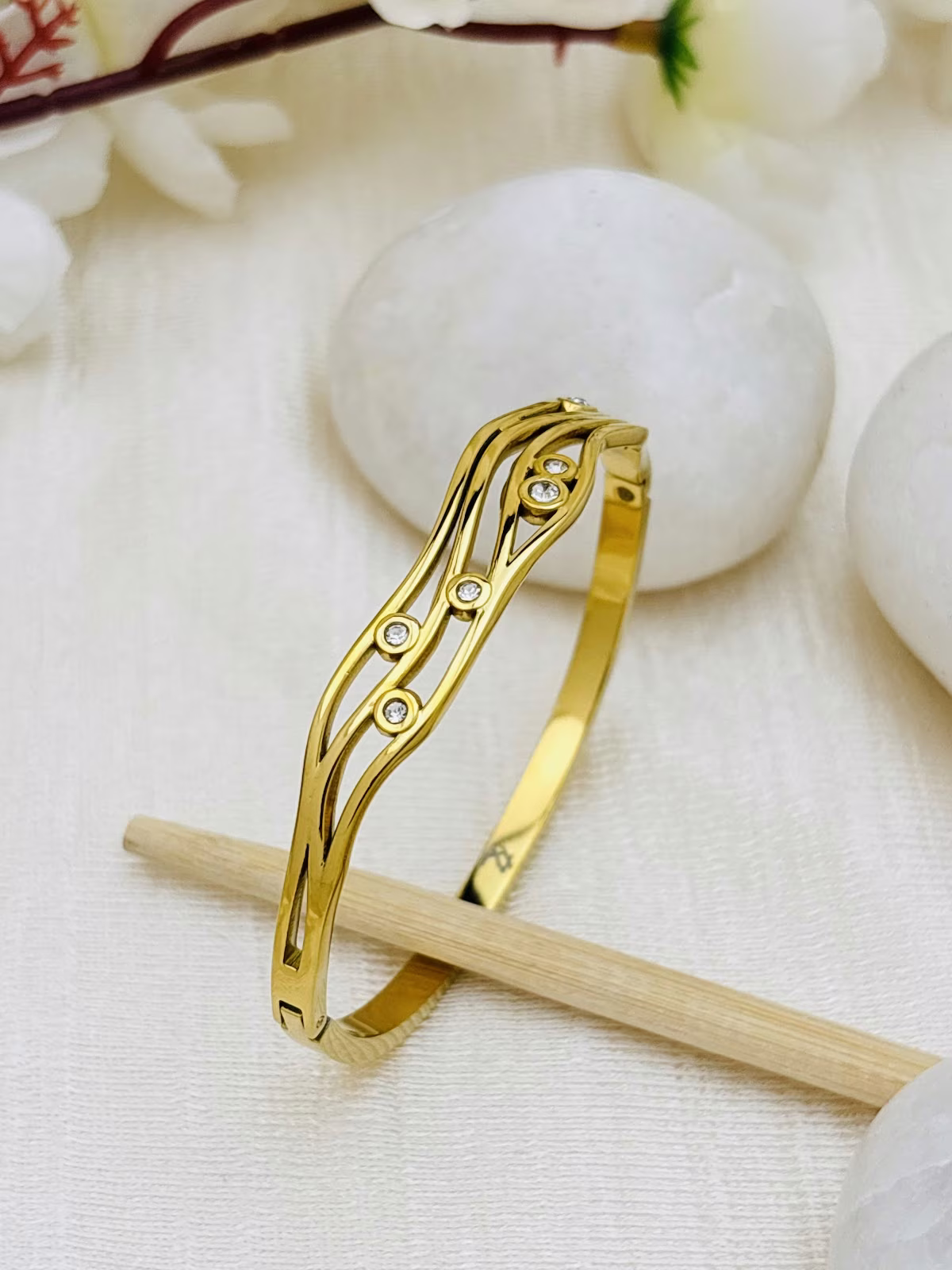 Wave Crystal Kada