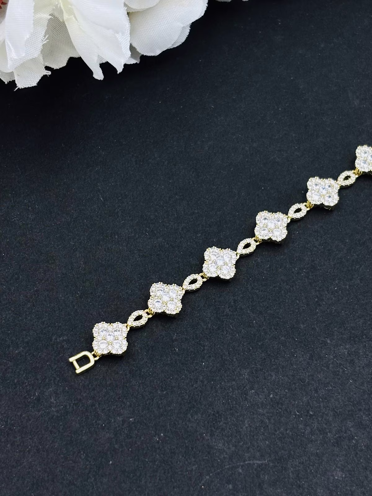 Floral Halo Bracelet