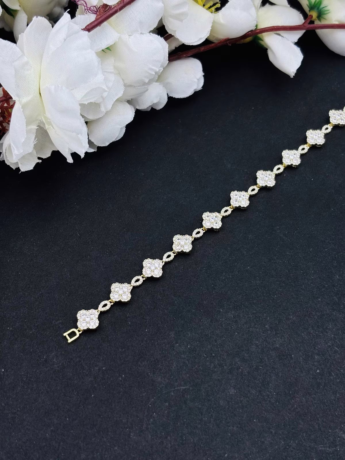 Floral Halo Bracelet