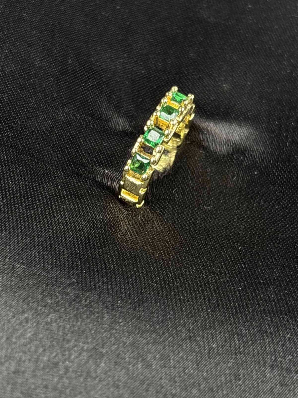 Emerald Crest Ring