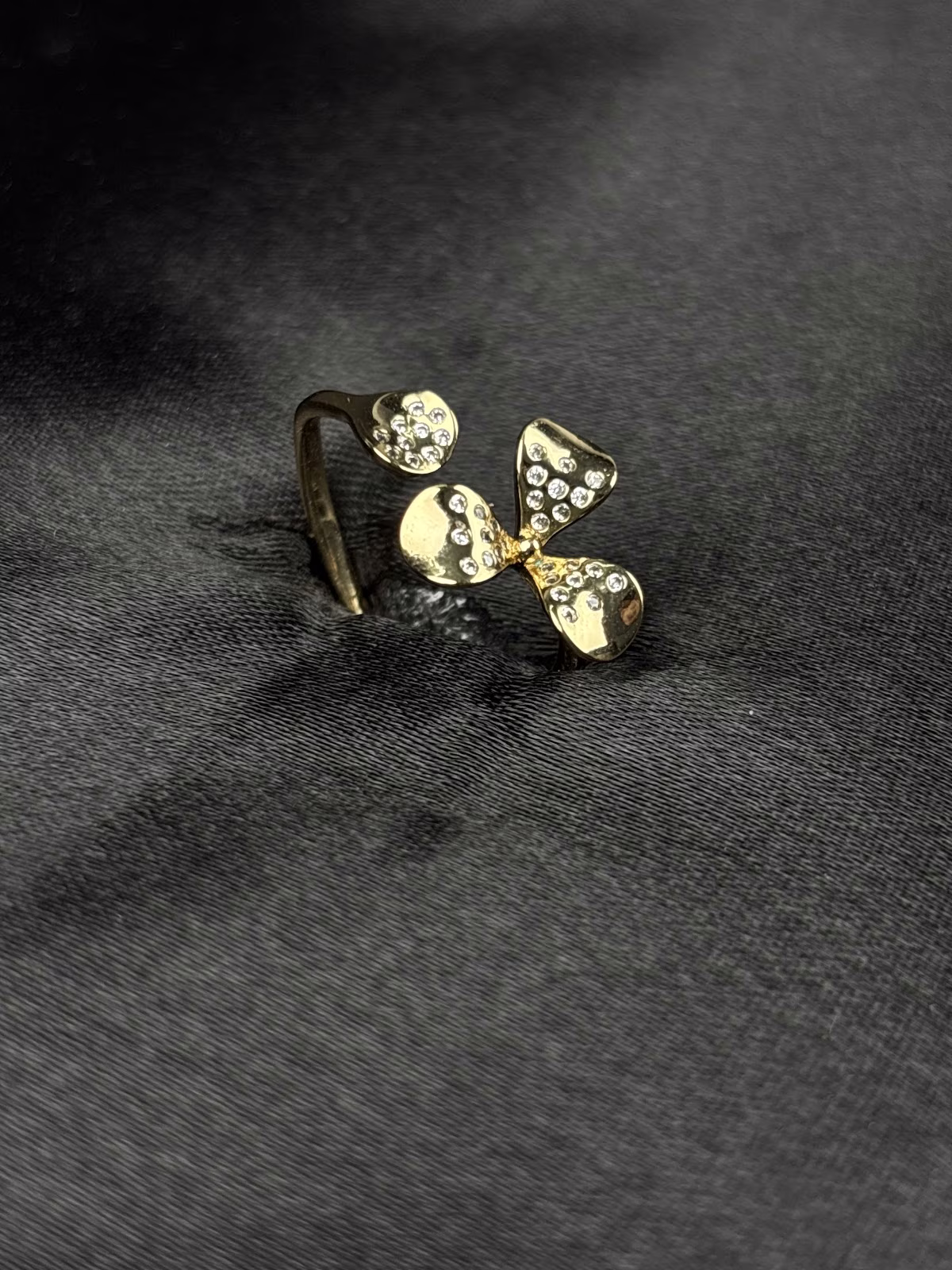 Golden Clover Ring