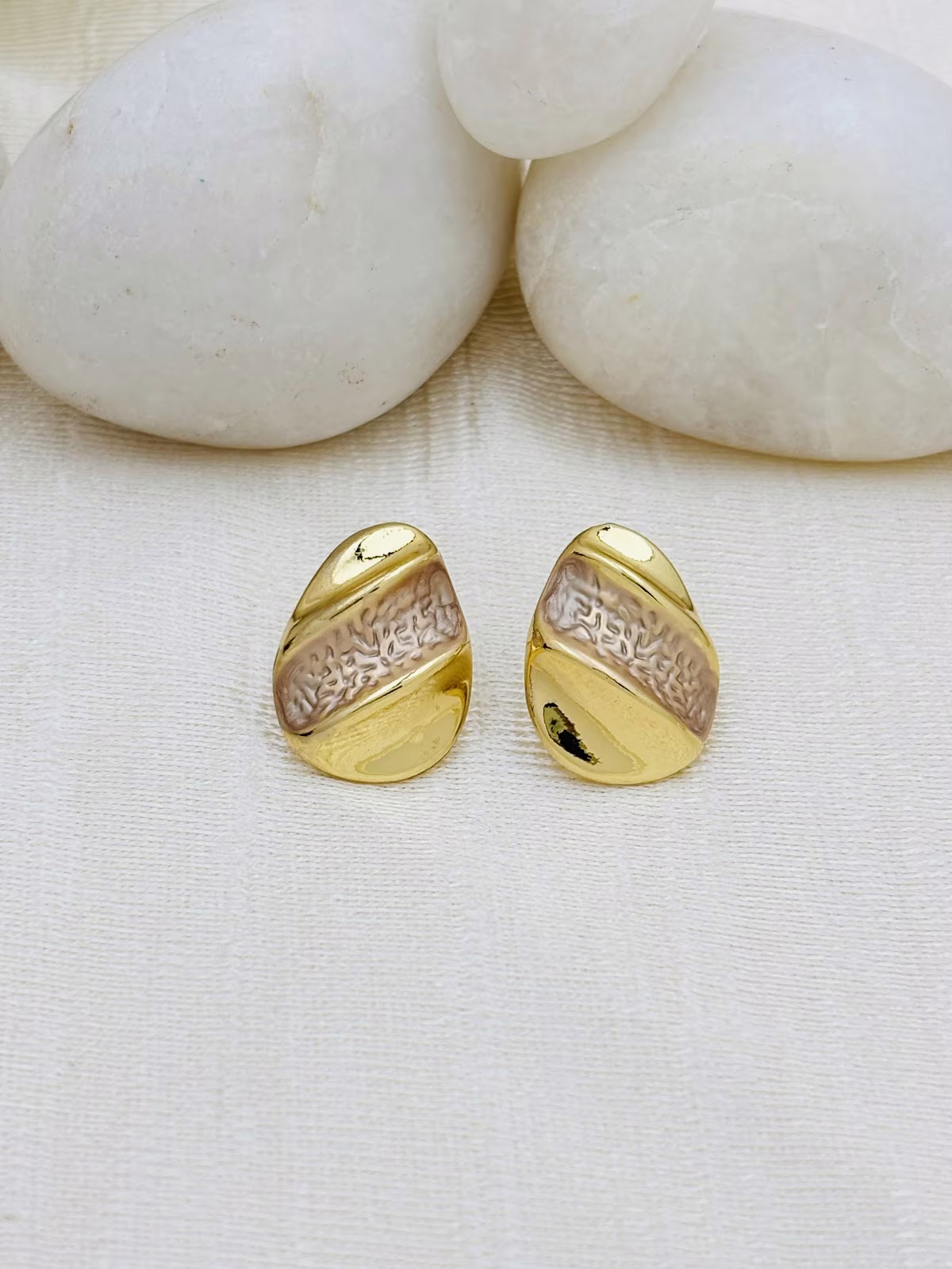Stripe Enamel Studs – Beige